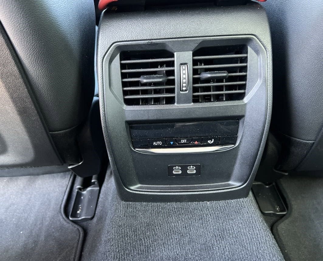 Vehicle photo 39