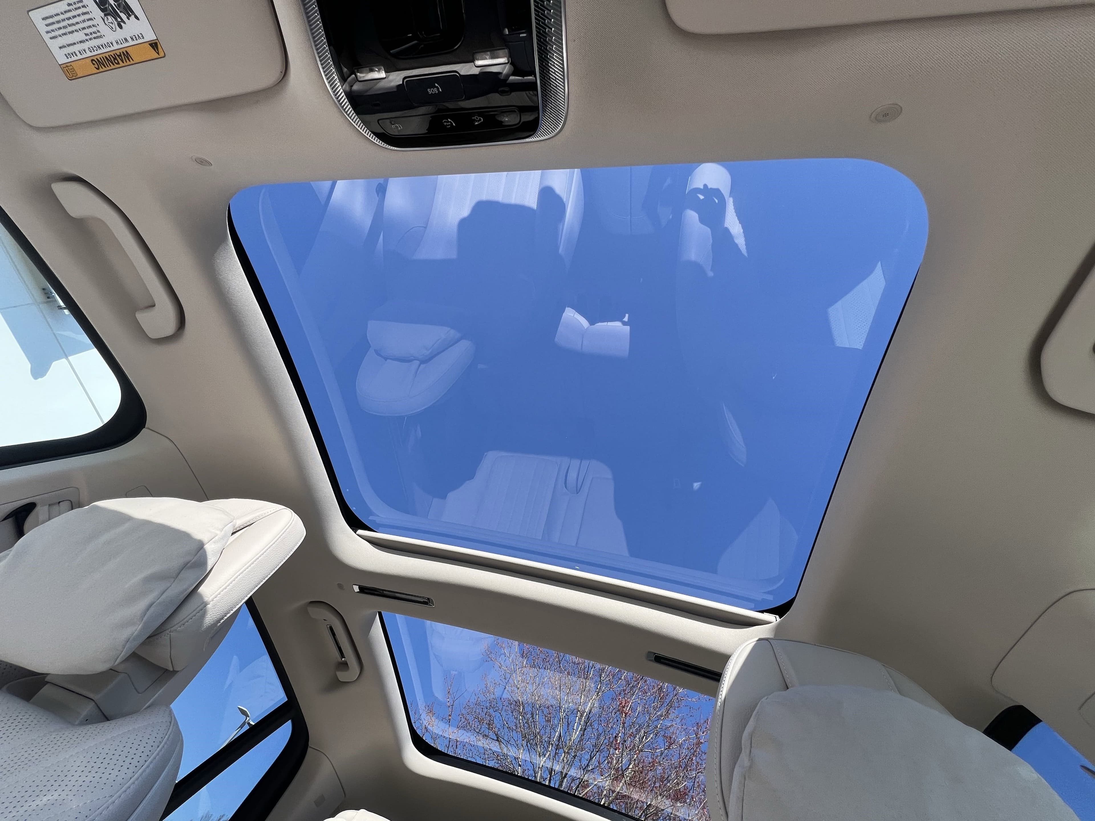 Vehicle photo 26