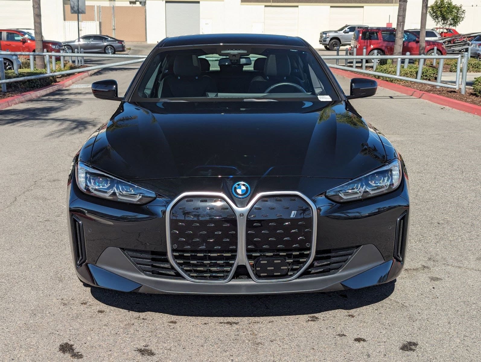 Vehicle photo 2