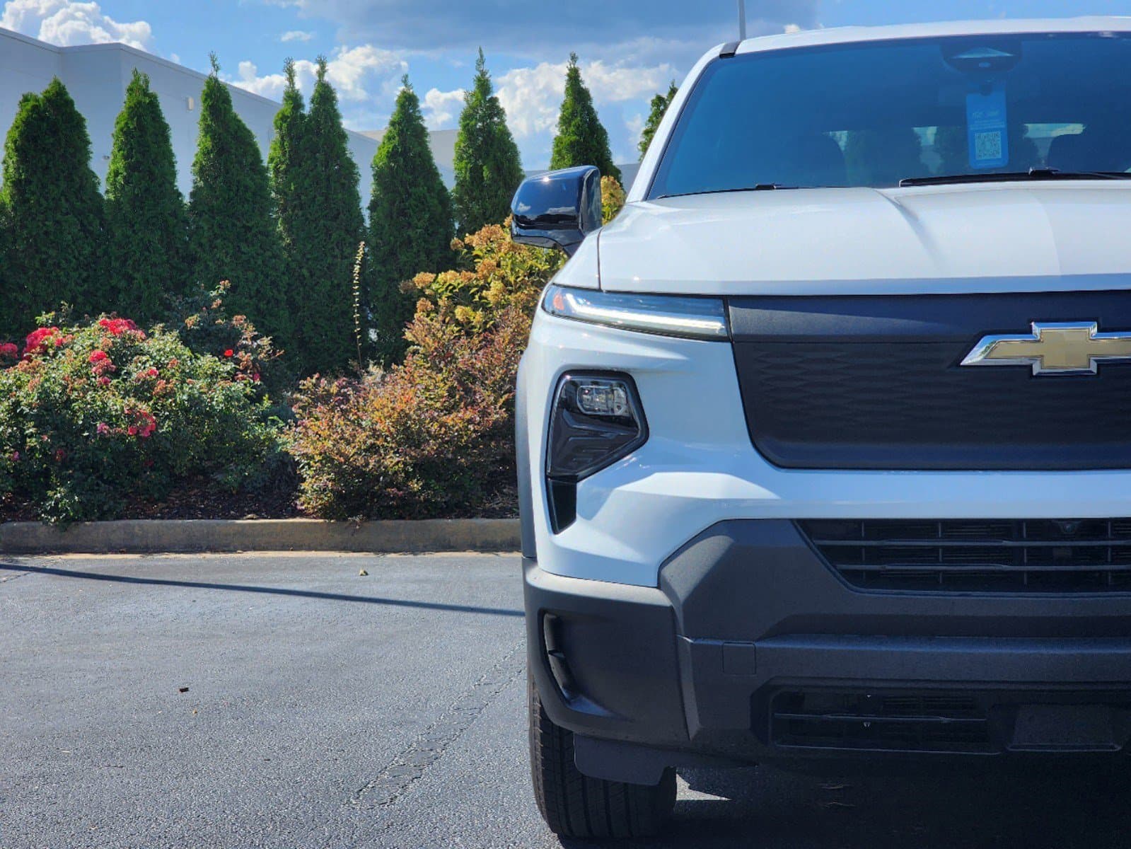 Vehicle photo 6