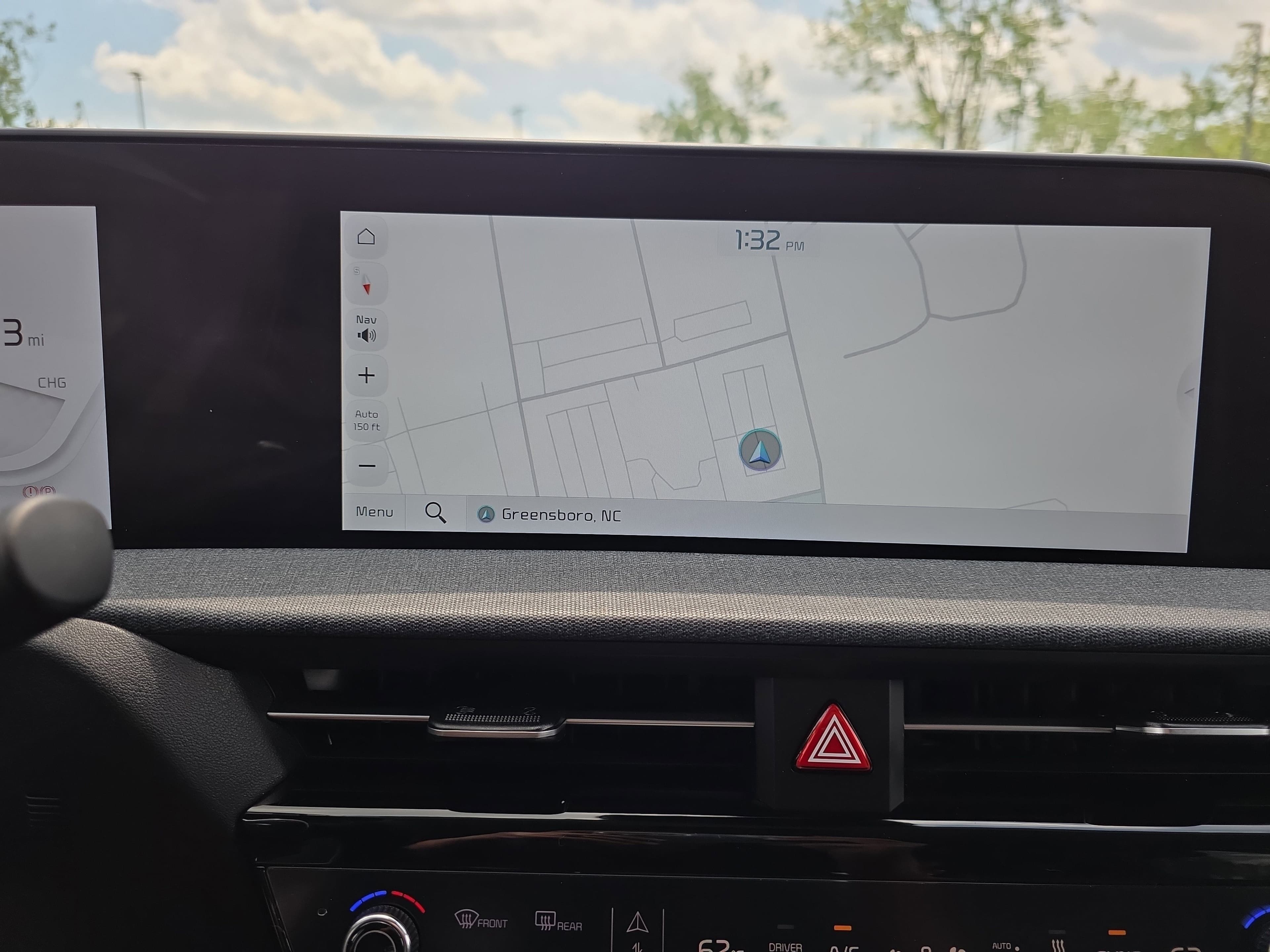 Vehicle photo 22