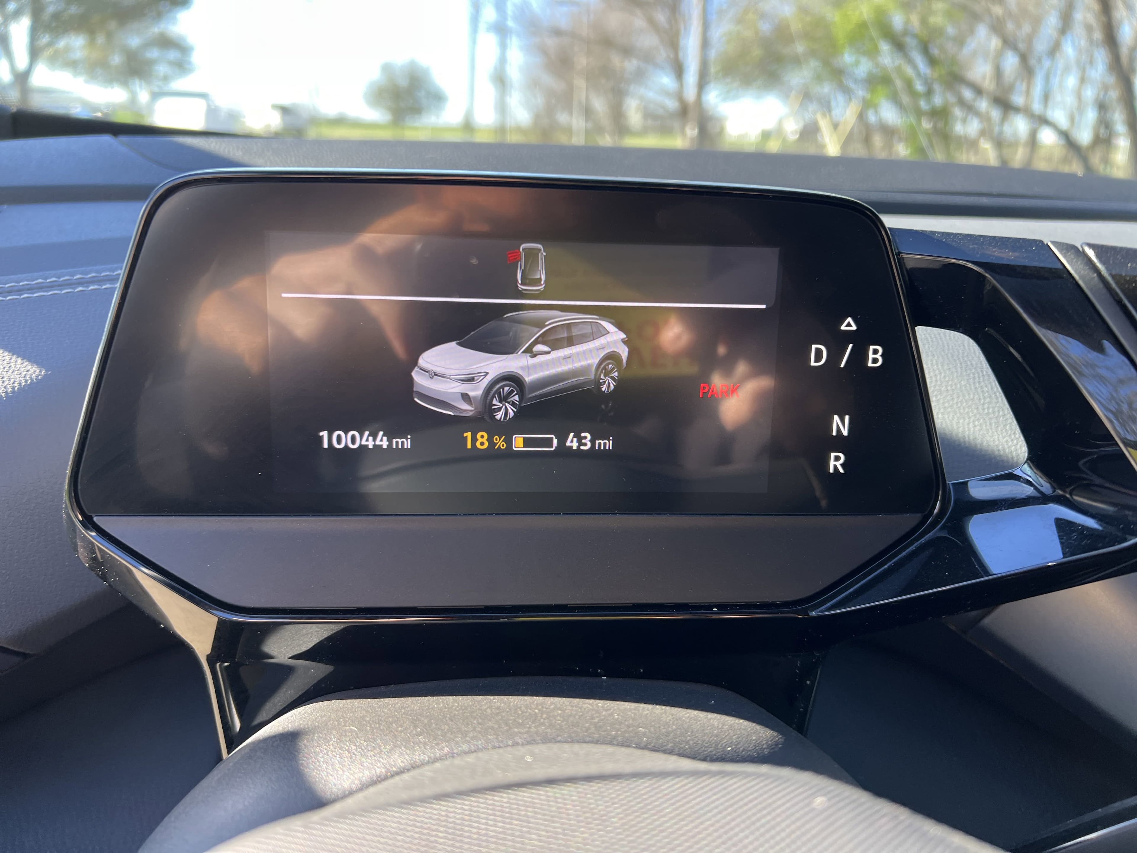 Vehicle photo 18