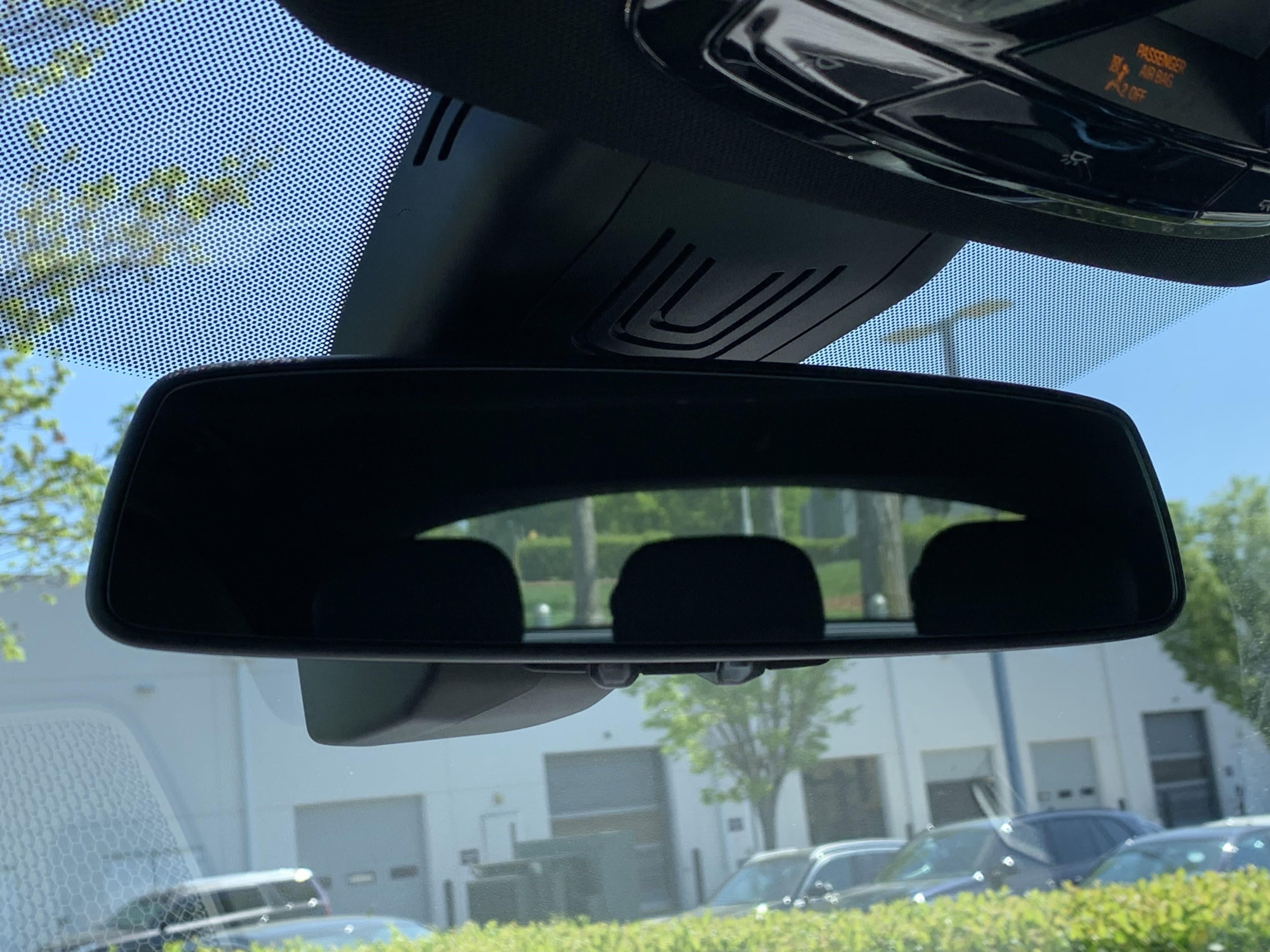 Vehicle photo 26