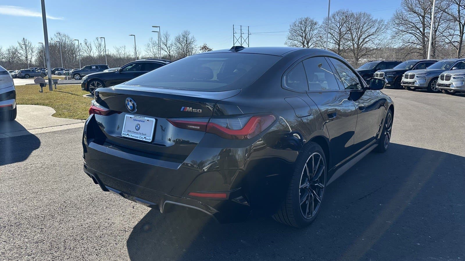 Vehicle photo 8