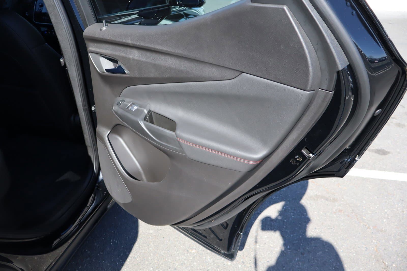 Vehicle photo 32