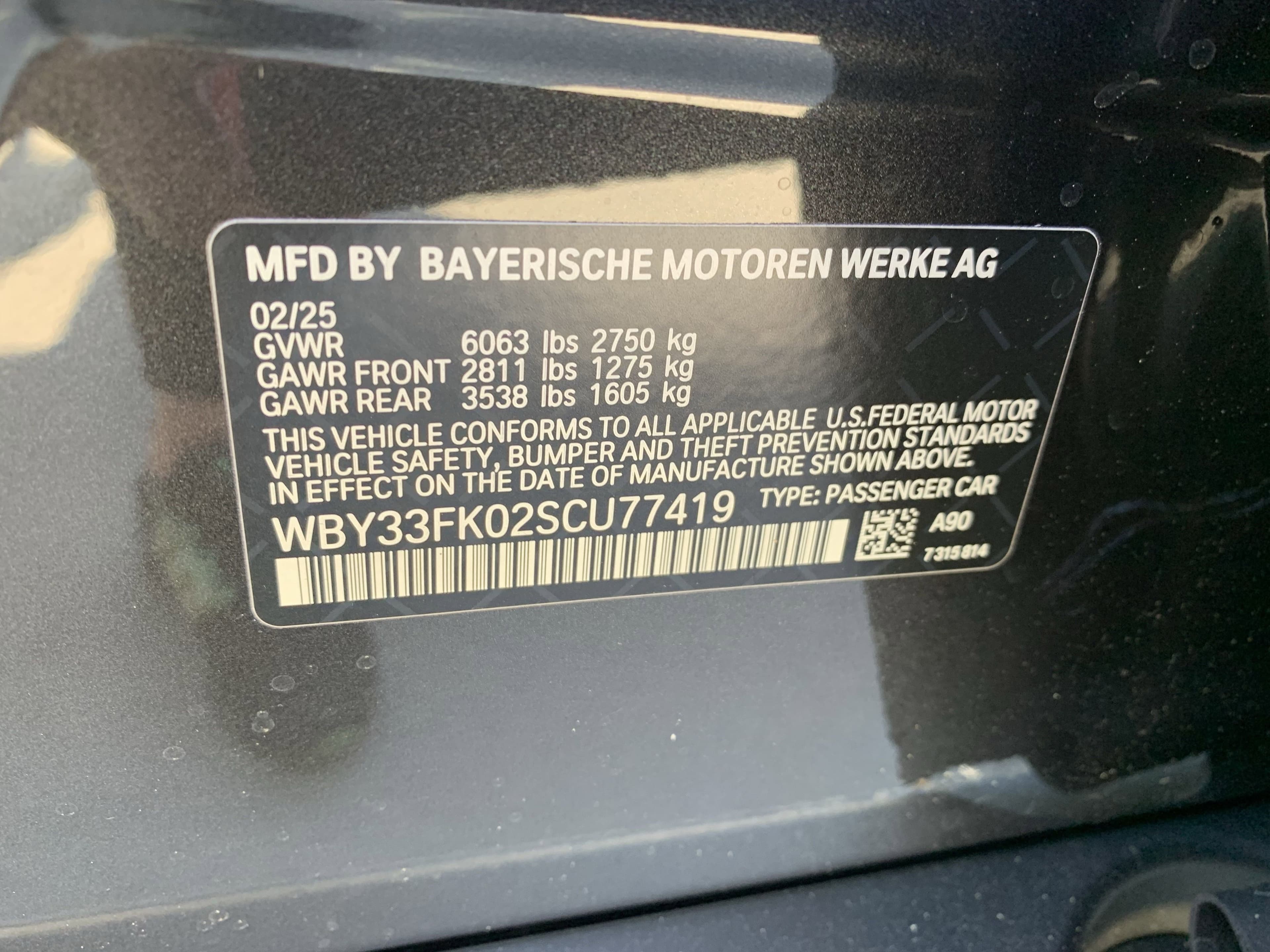 Vehicle photo 35