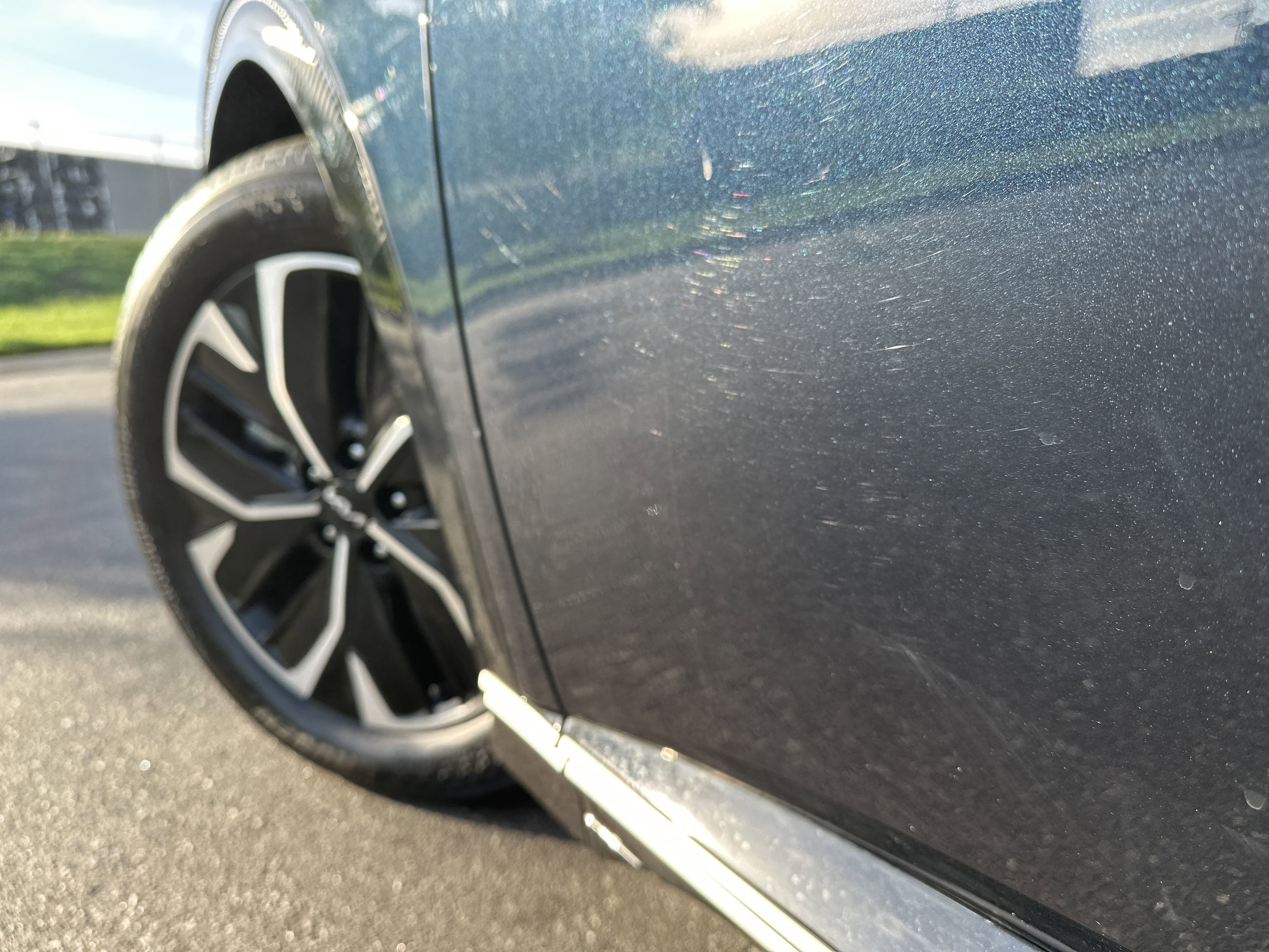 Vehicle photo 10