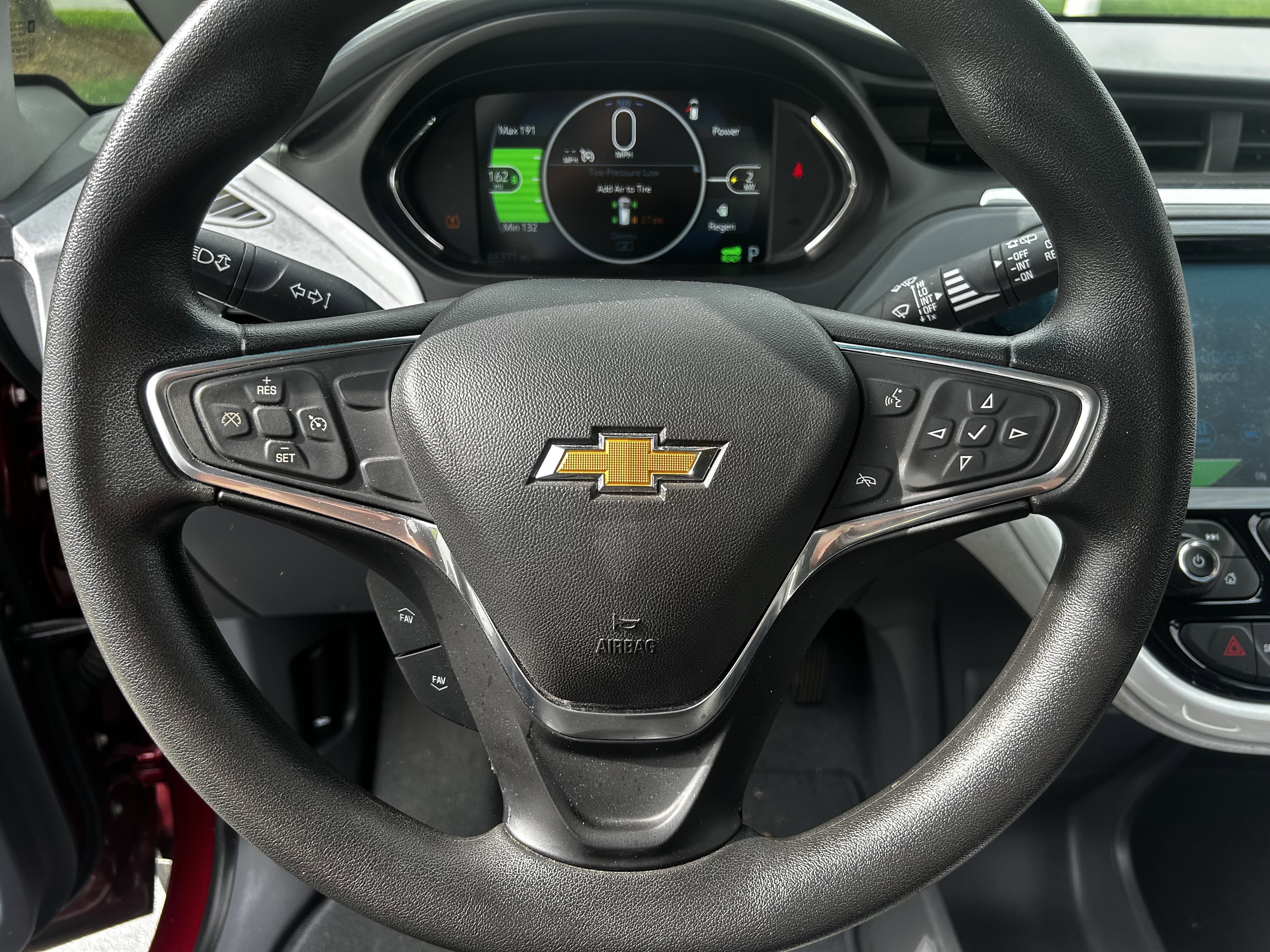 Vehicle photo 11