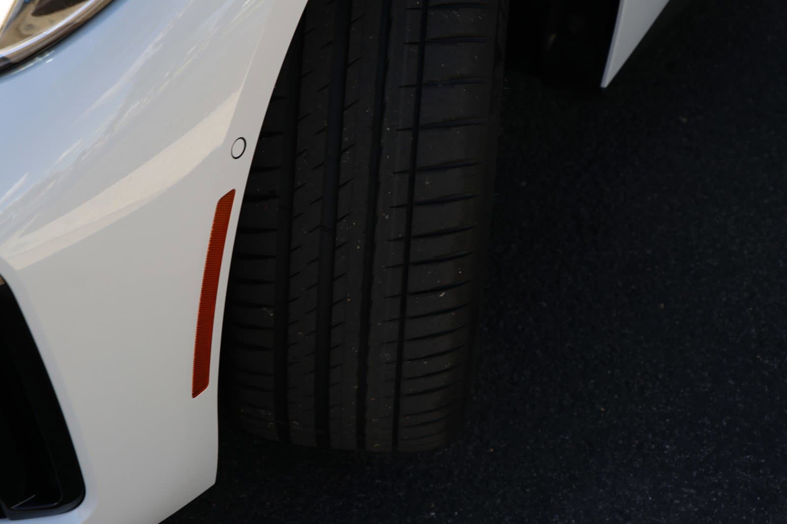 Vehicle photo 5