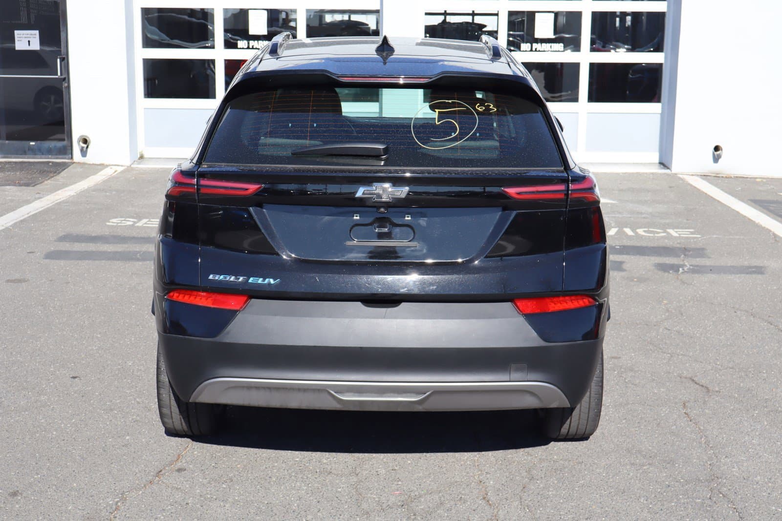 Vehicle photo 7