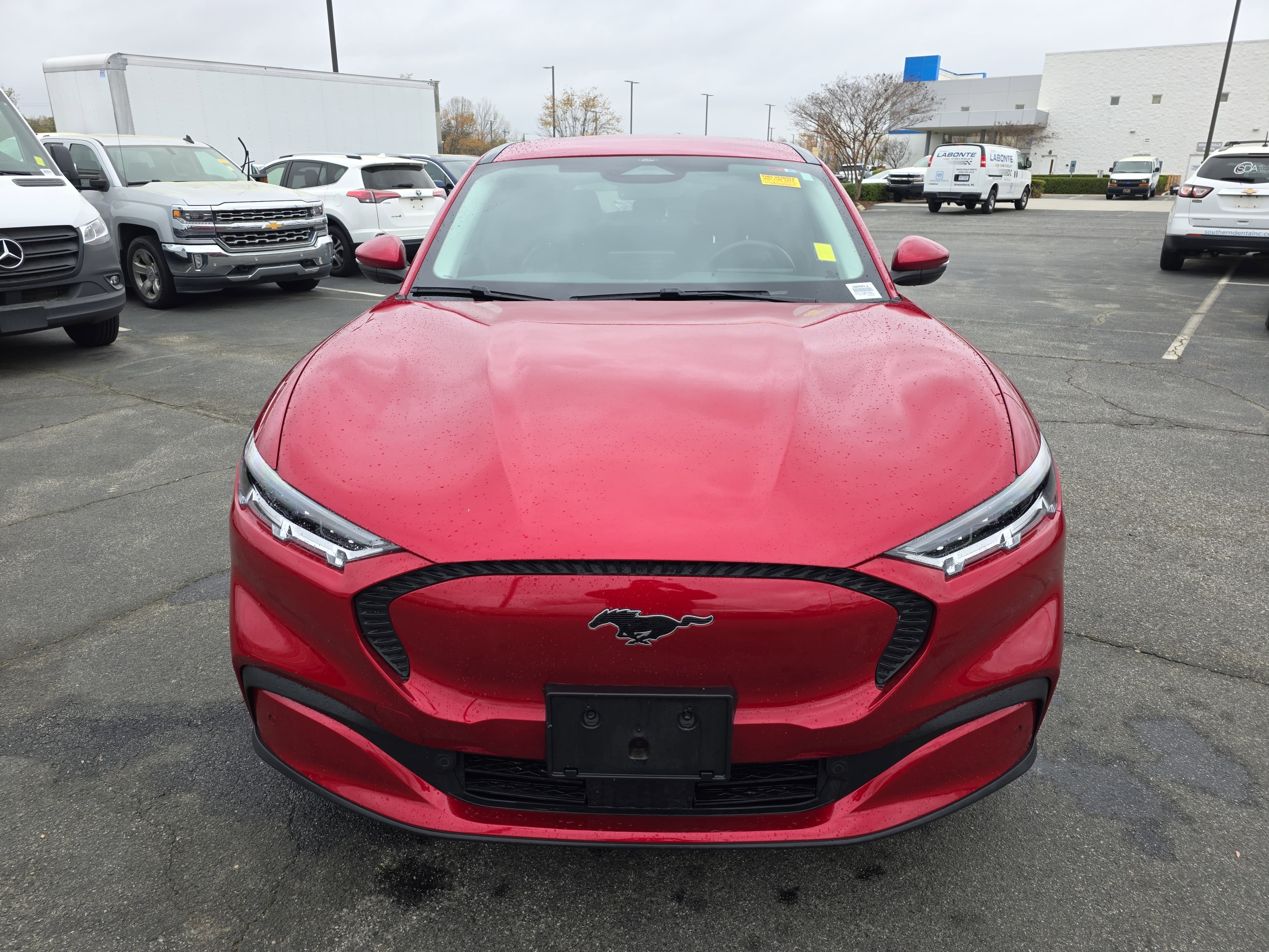 Vehicle photo 2