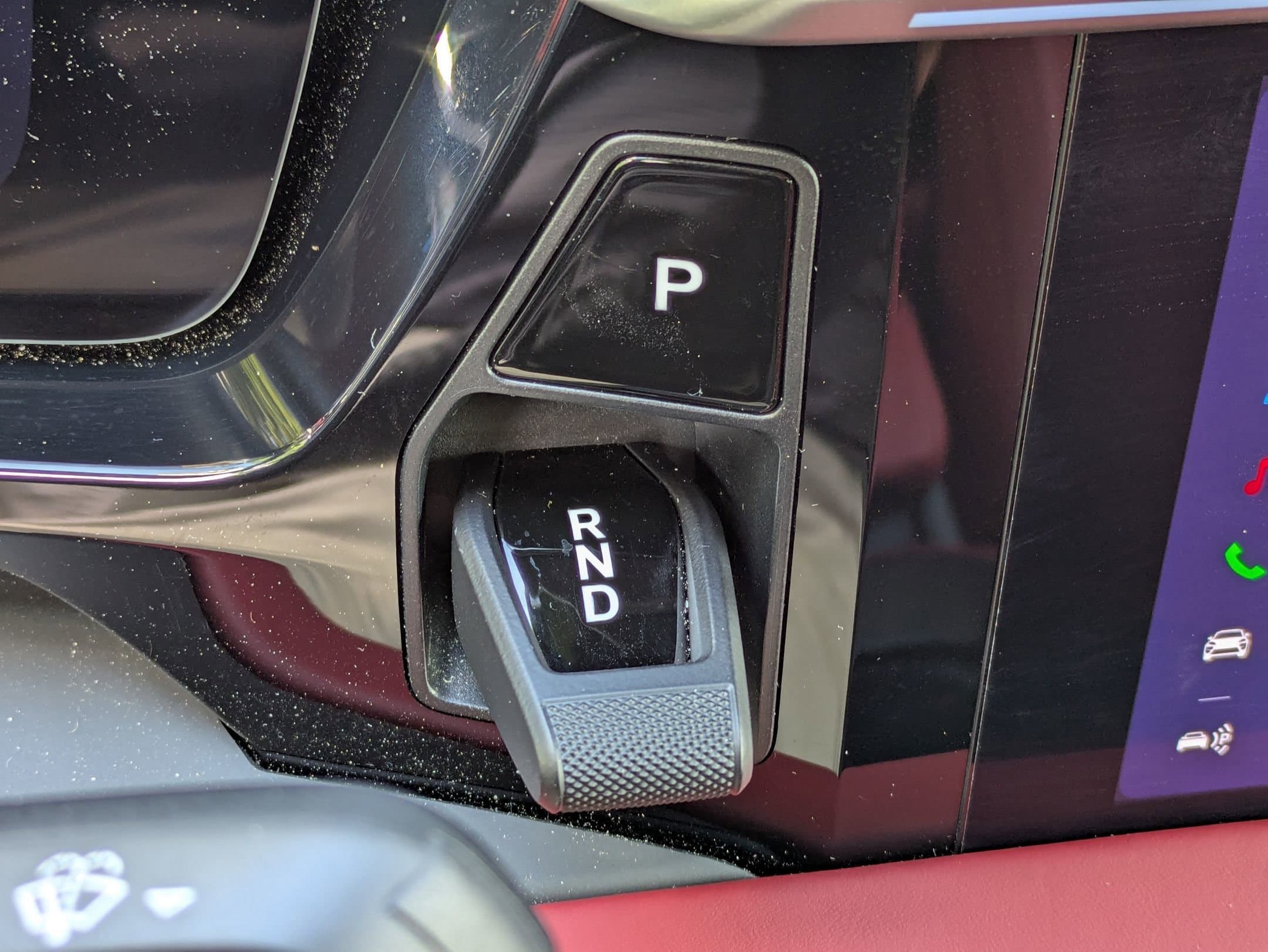 Vehicle photo 17