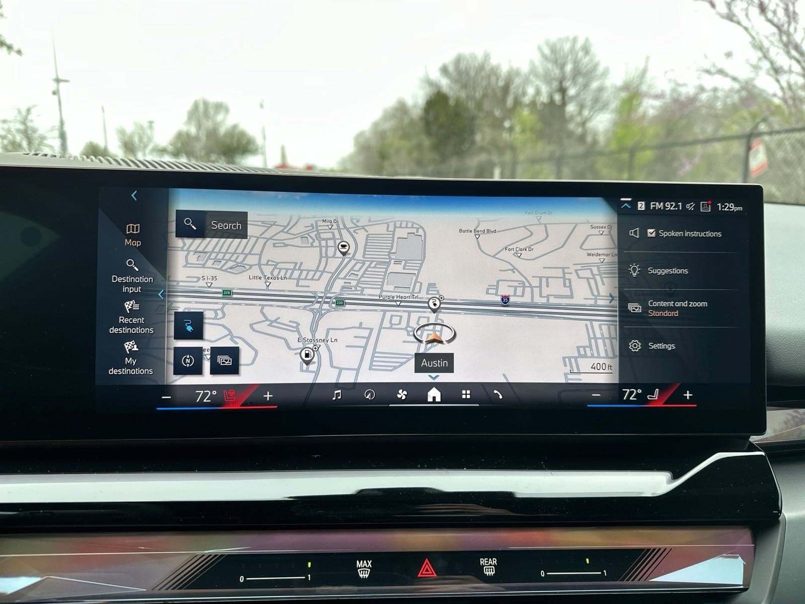Vehicle photo 25