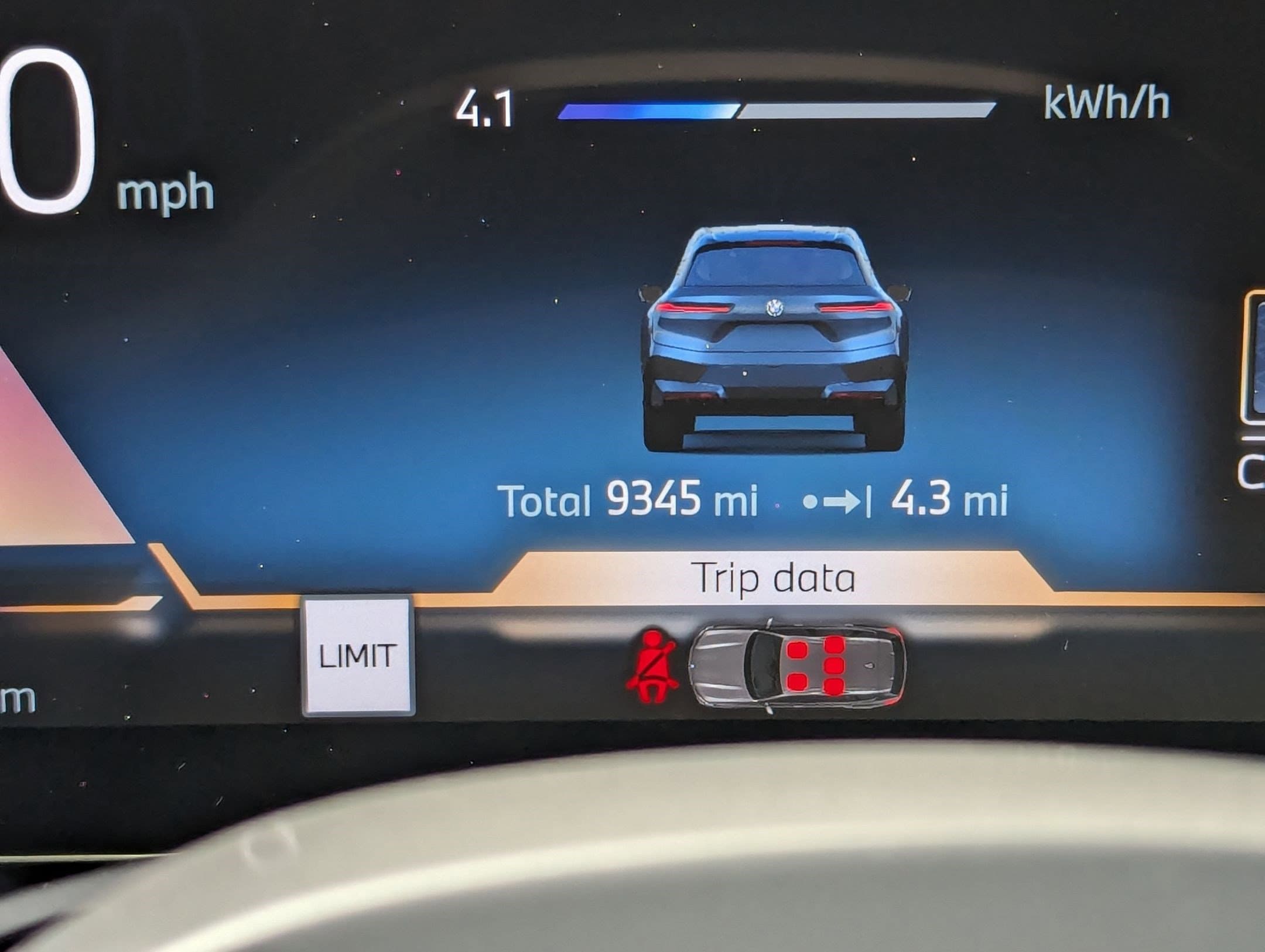 Vehicle photo 20