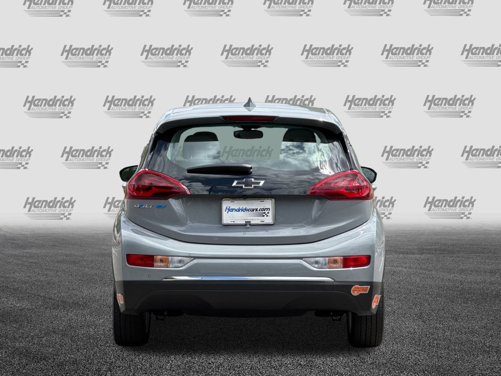 Vehicle photo 4