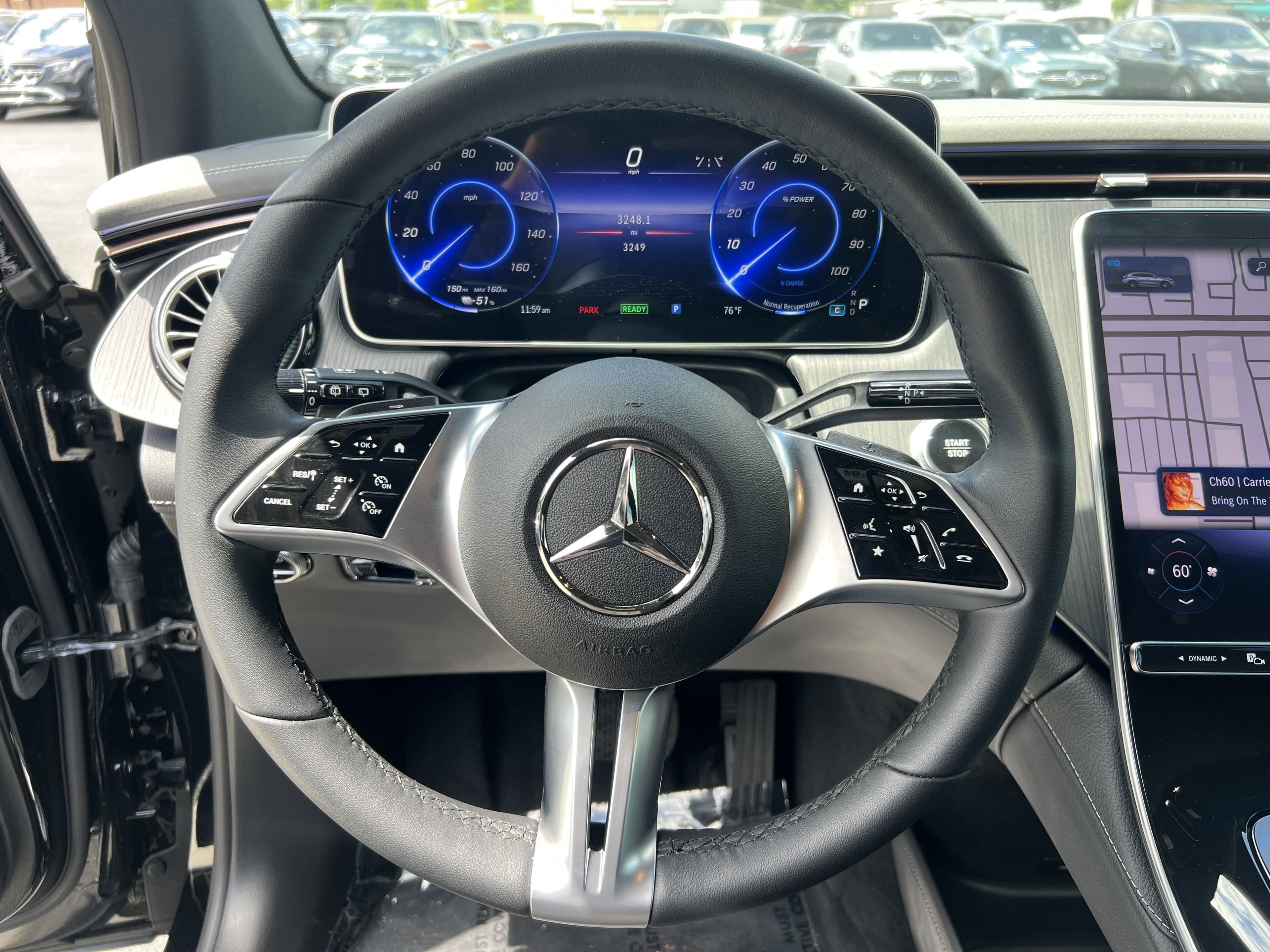 Vehicle photo 16