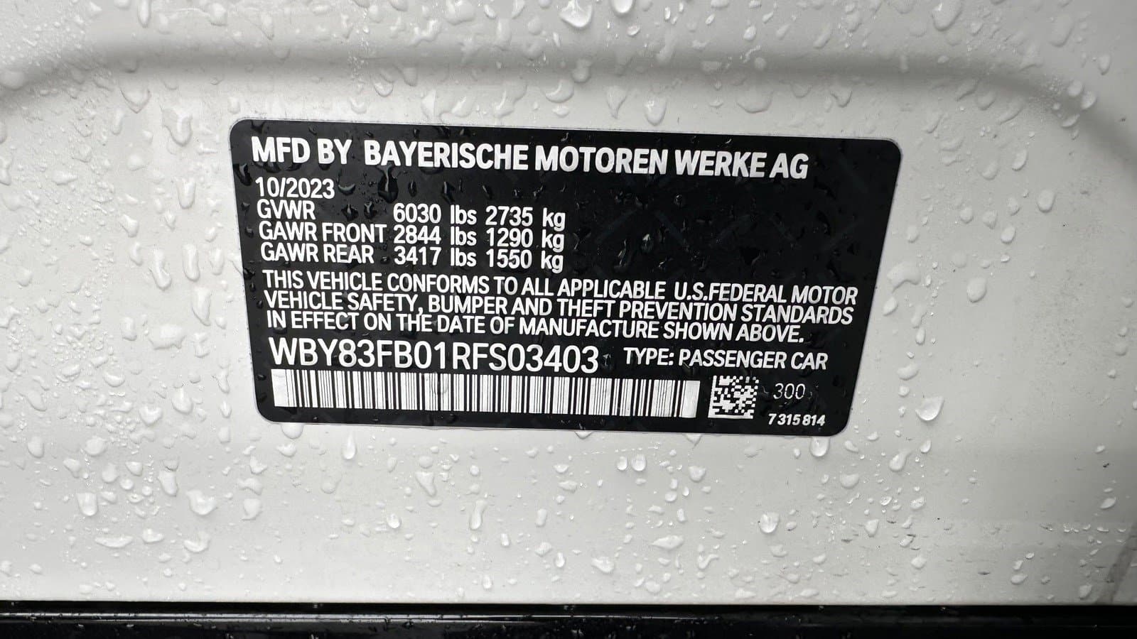 Vehicle photo 32