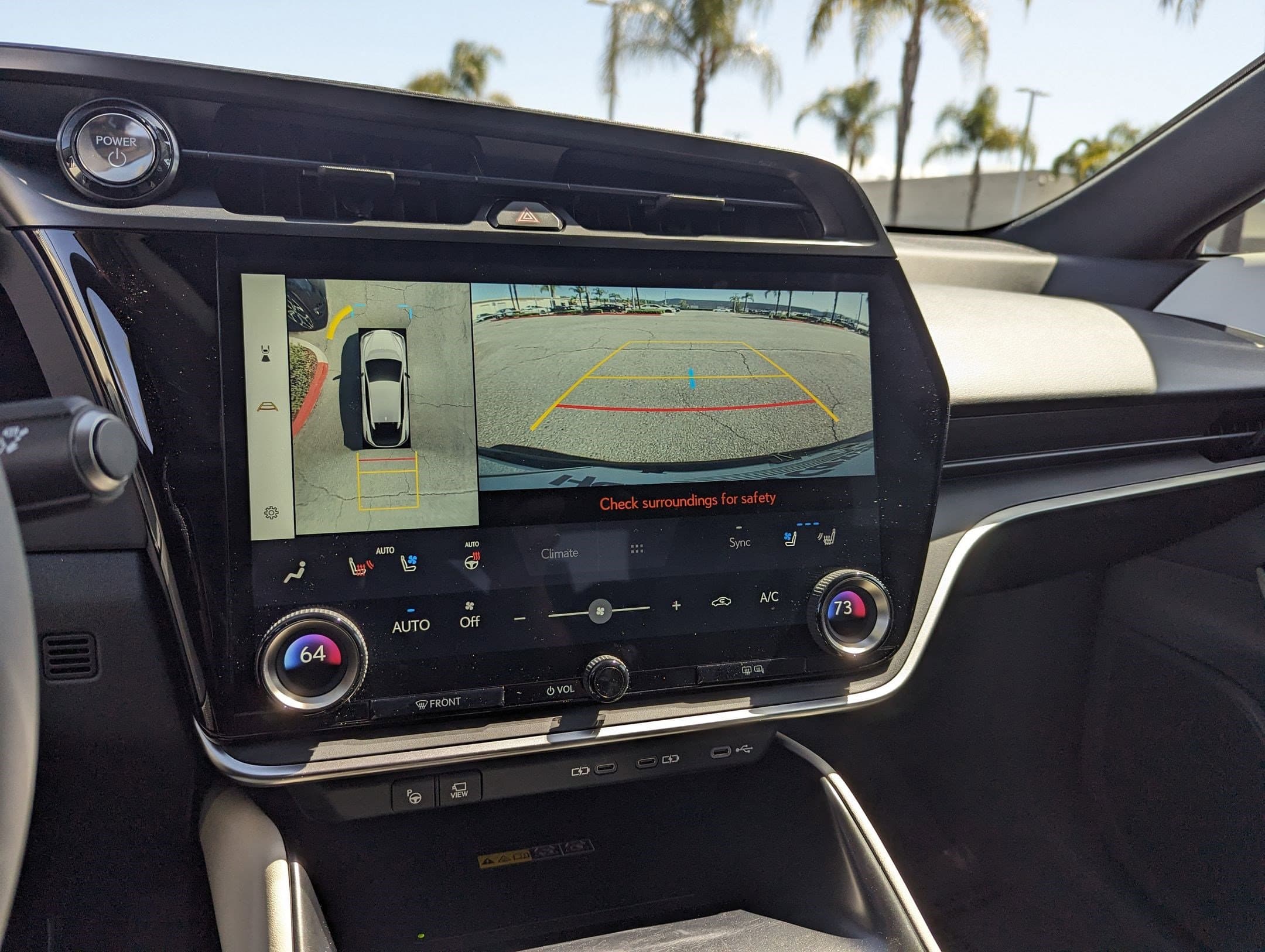 Vehicle photo 22