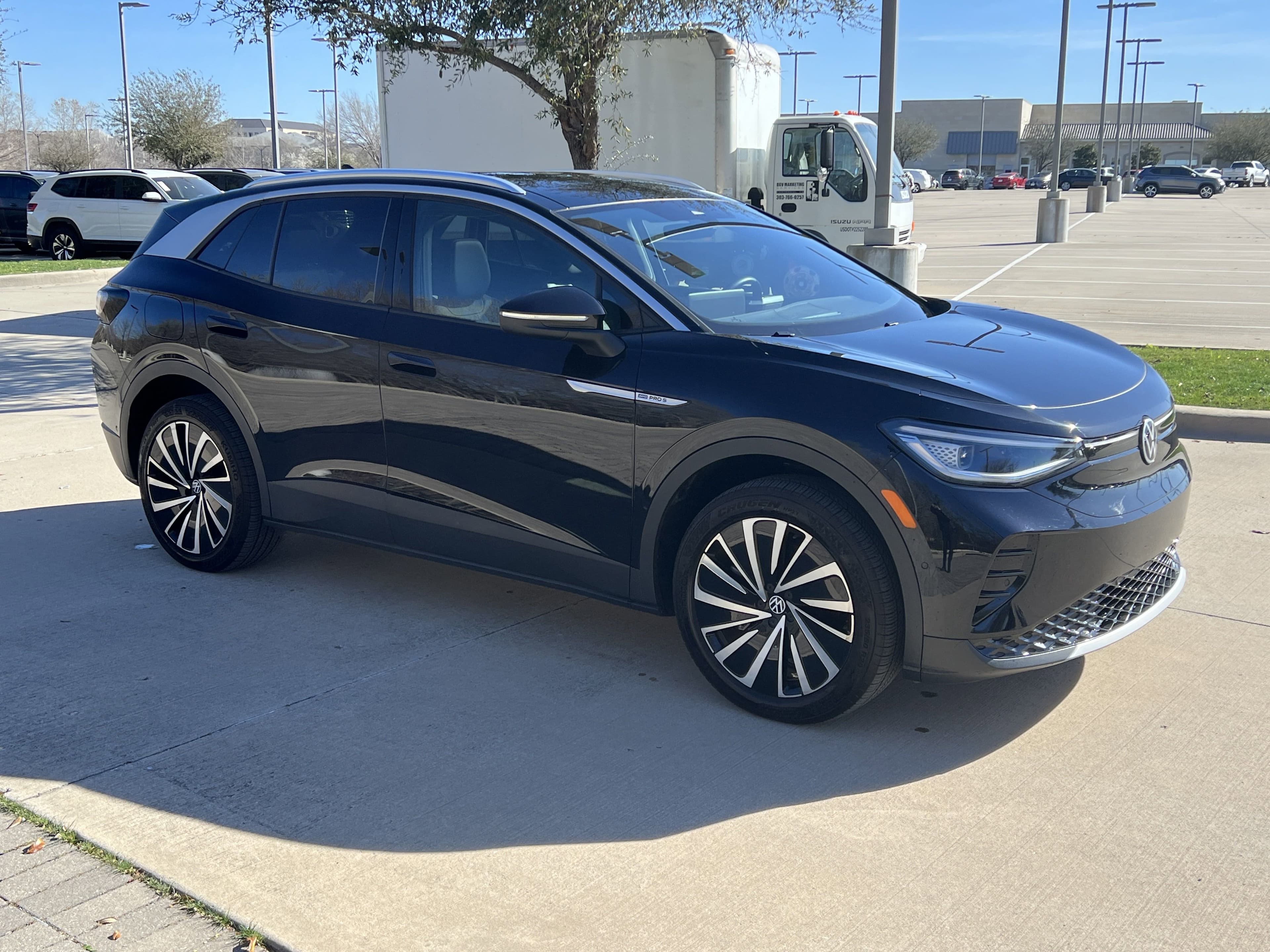 Vehicle photo 1