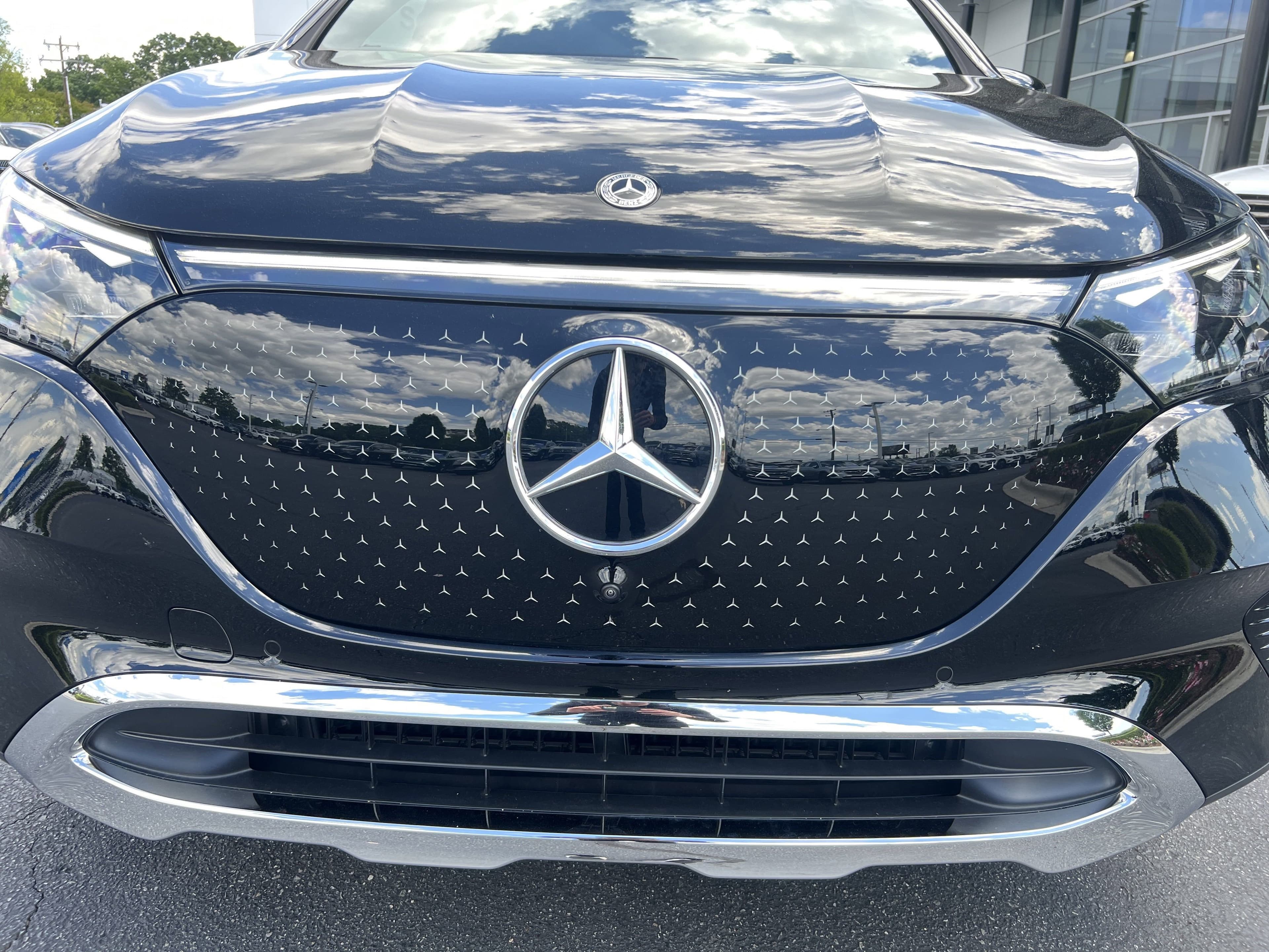 Vehicle photo 34