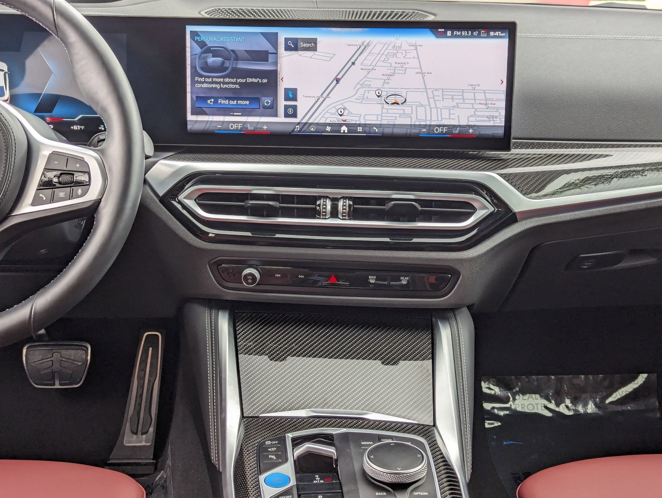 Vehicle photo 29
