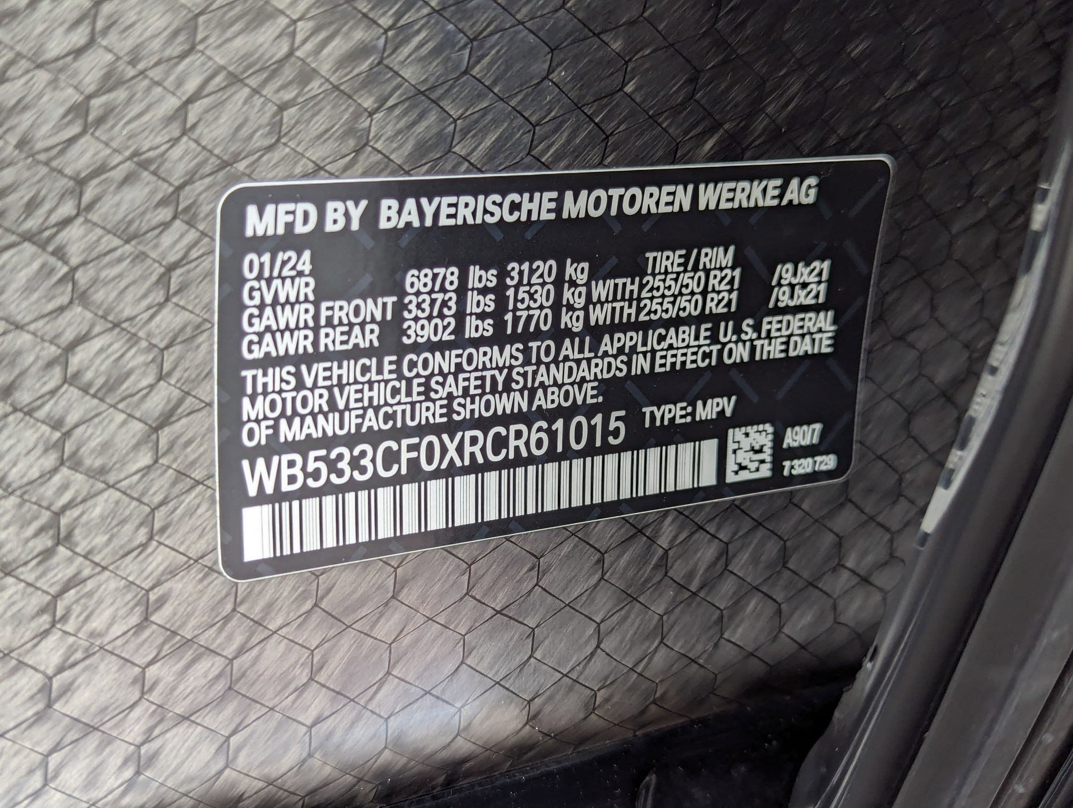 Vehicle photo 33