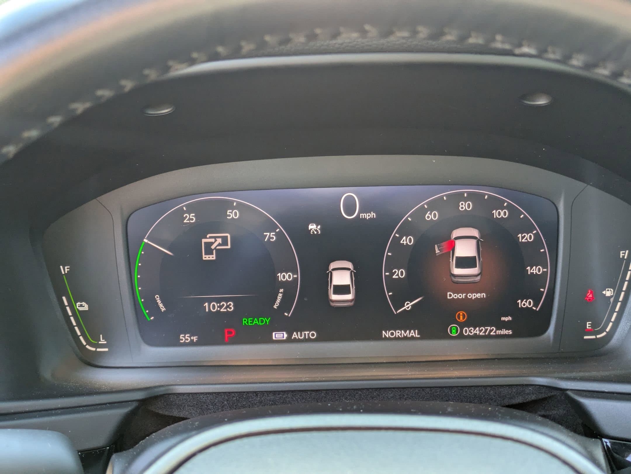 Vehicle photo 19
