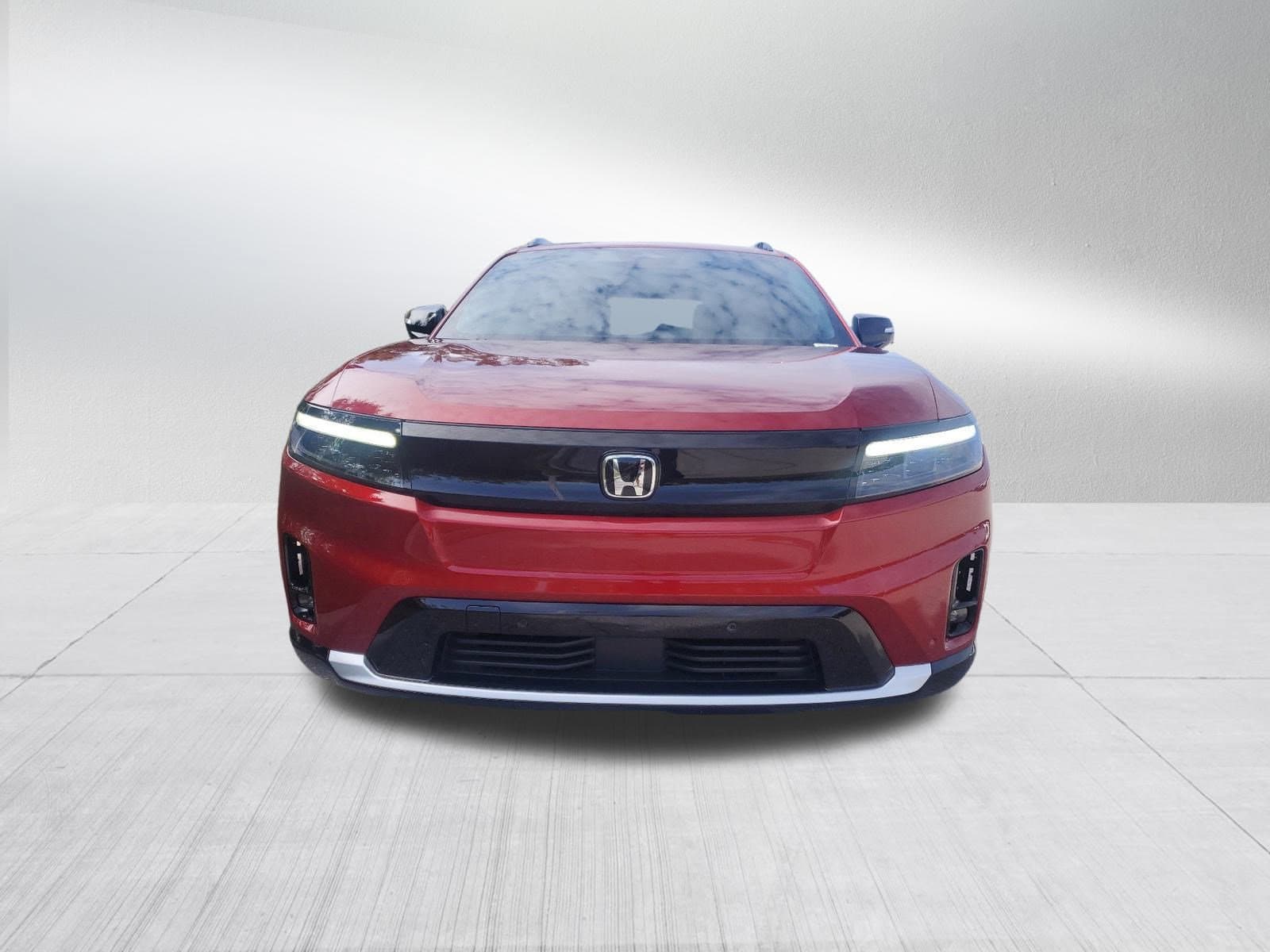 Vehicle photo 2