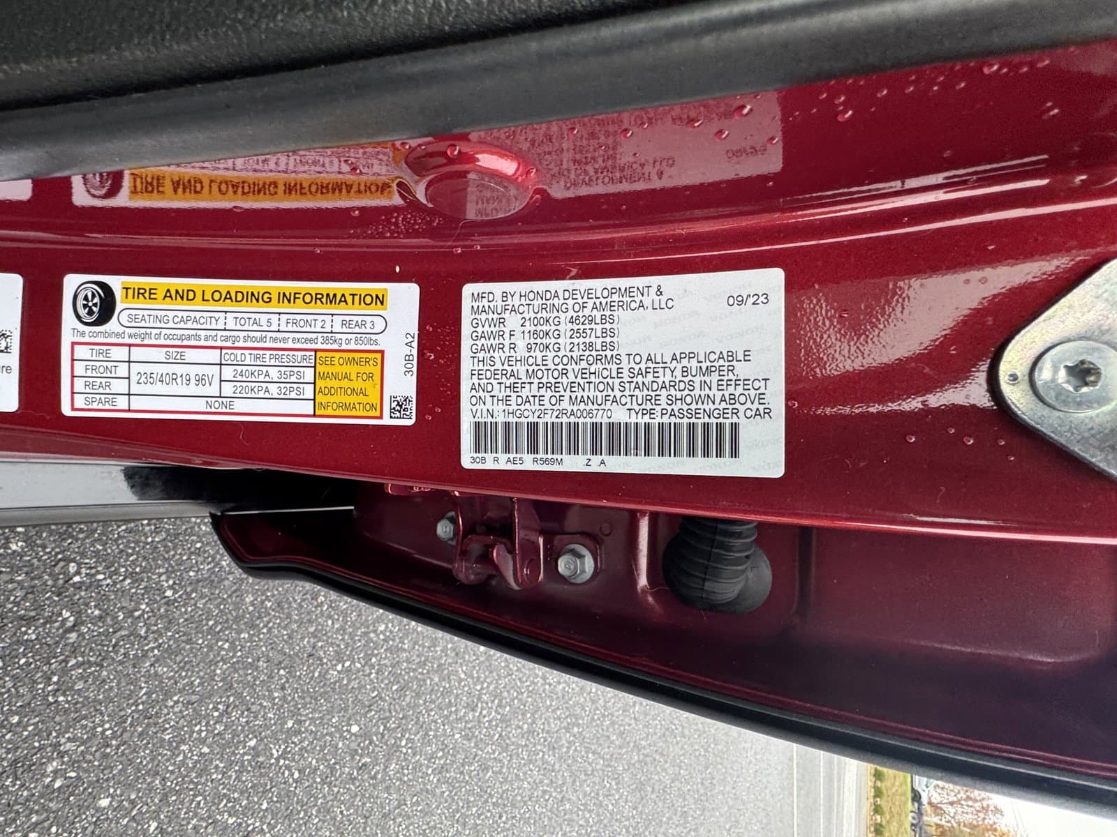 Vehicle photo 34