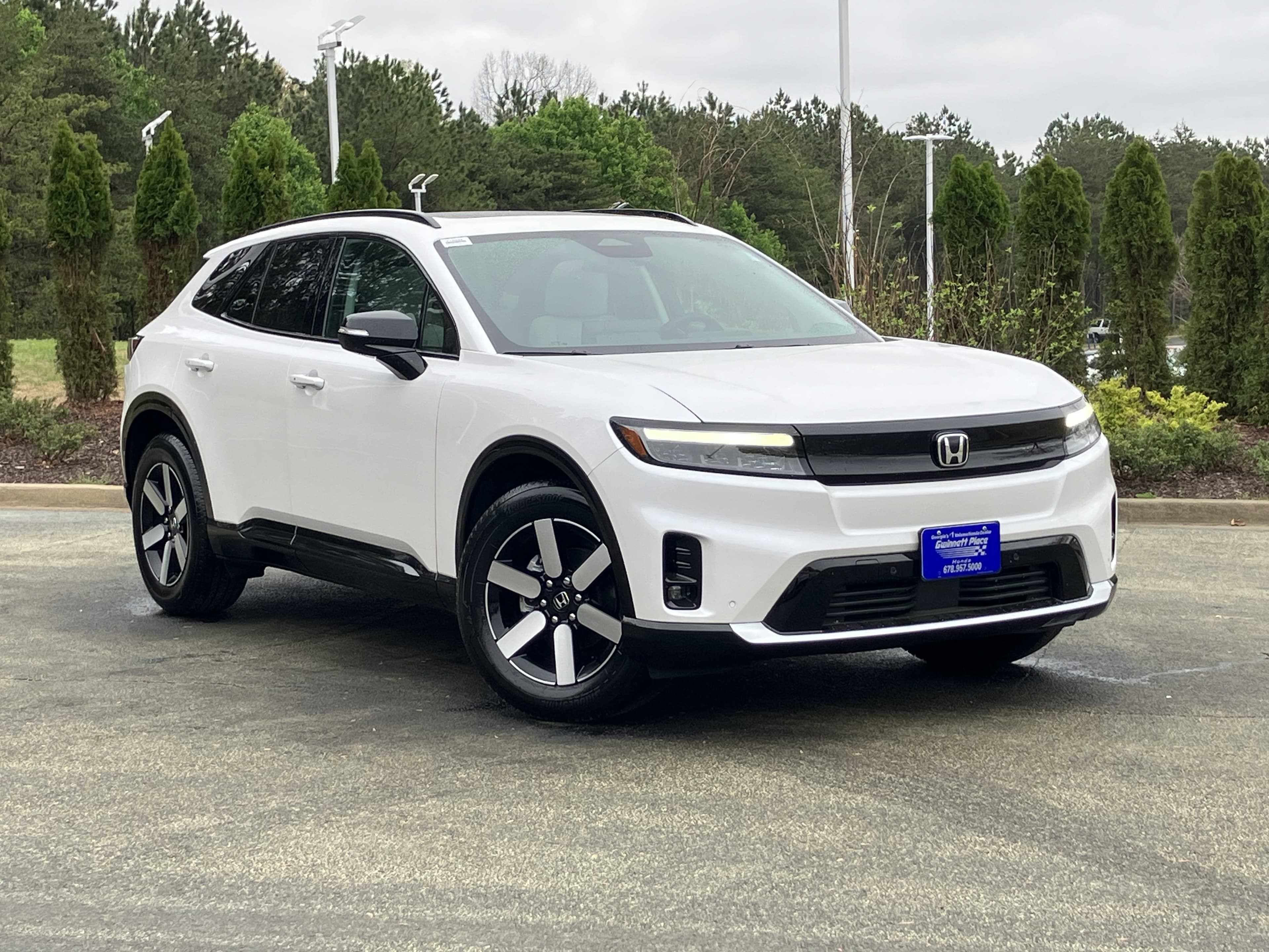 Vehicle photo 1