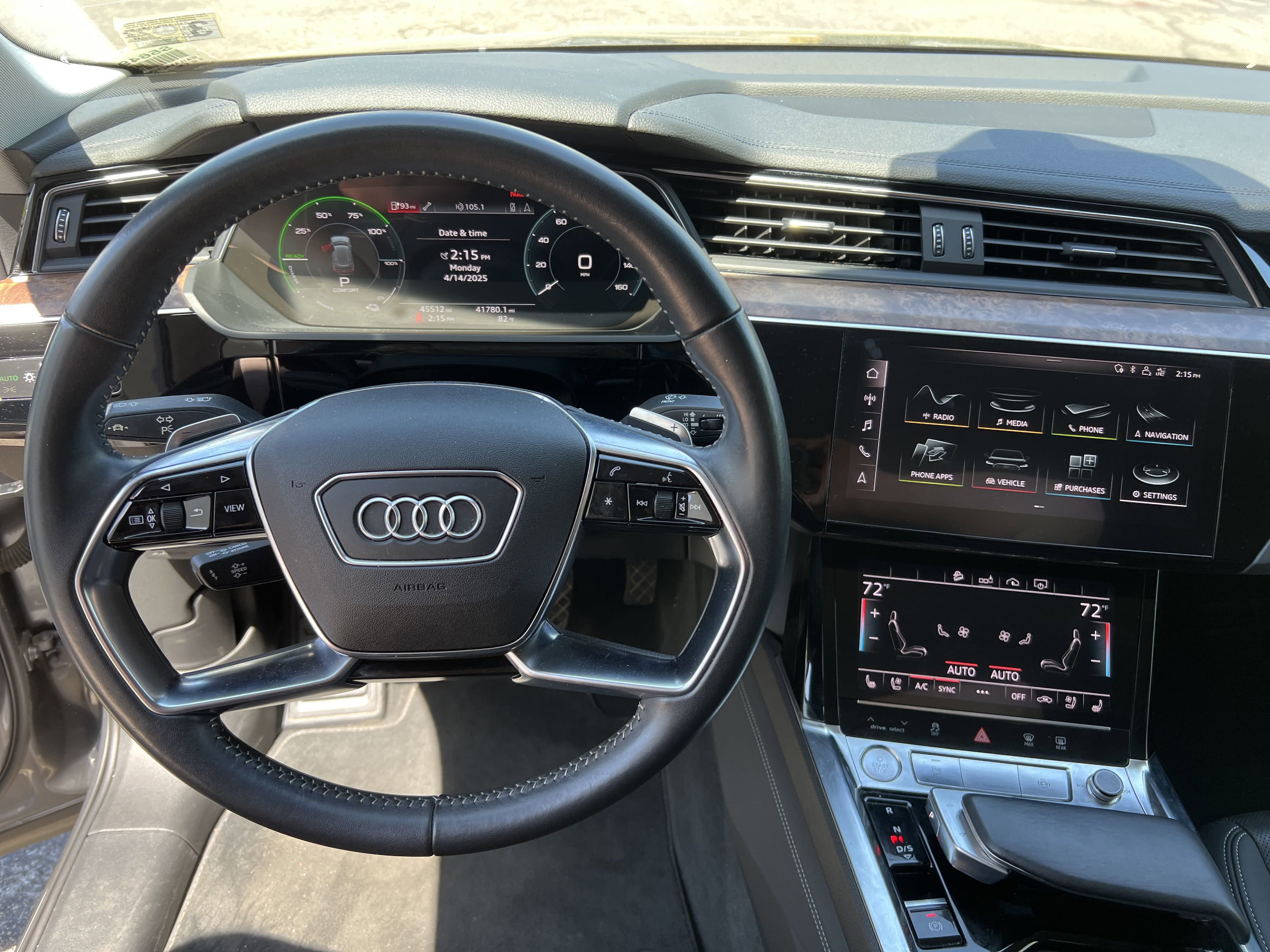 Vehicle photo 27