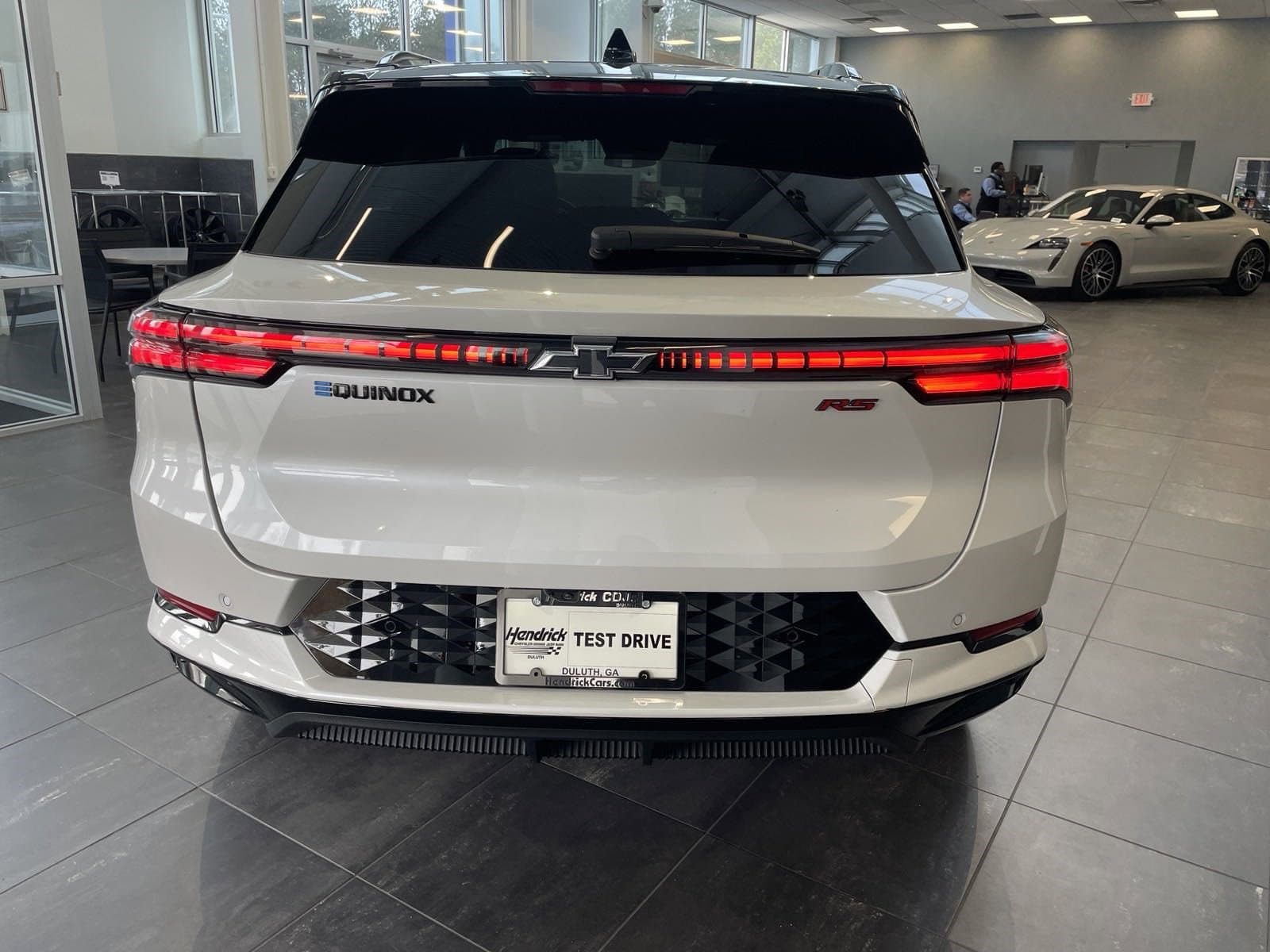 Vehicle photo 7