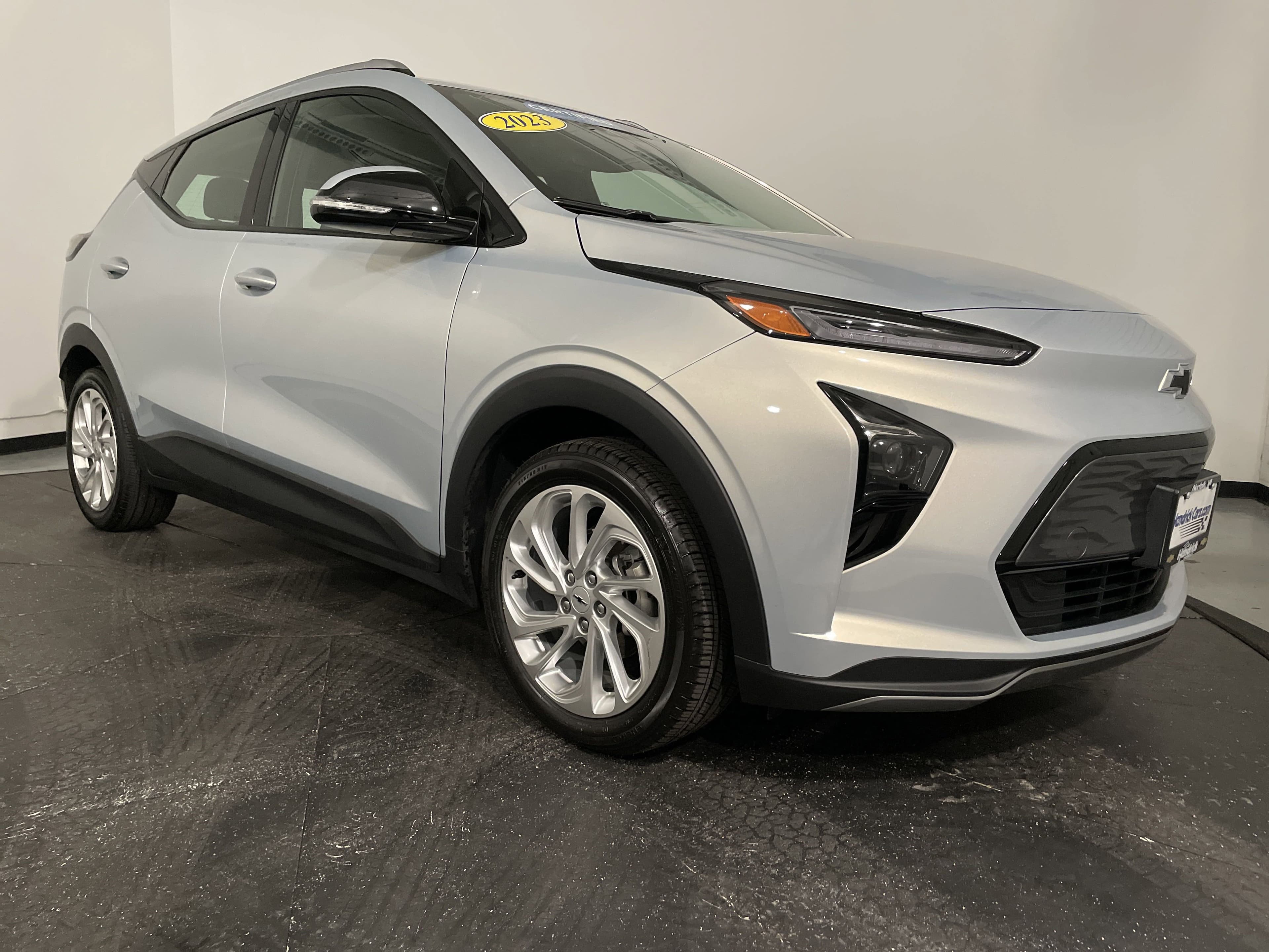 Vehicle photo 1