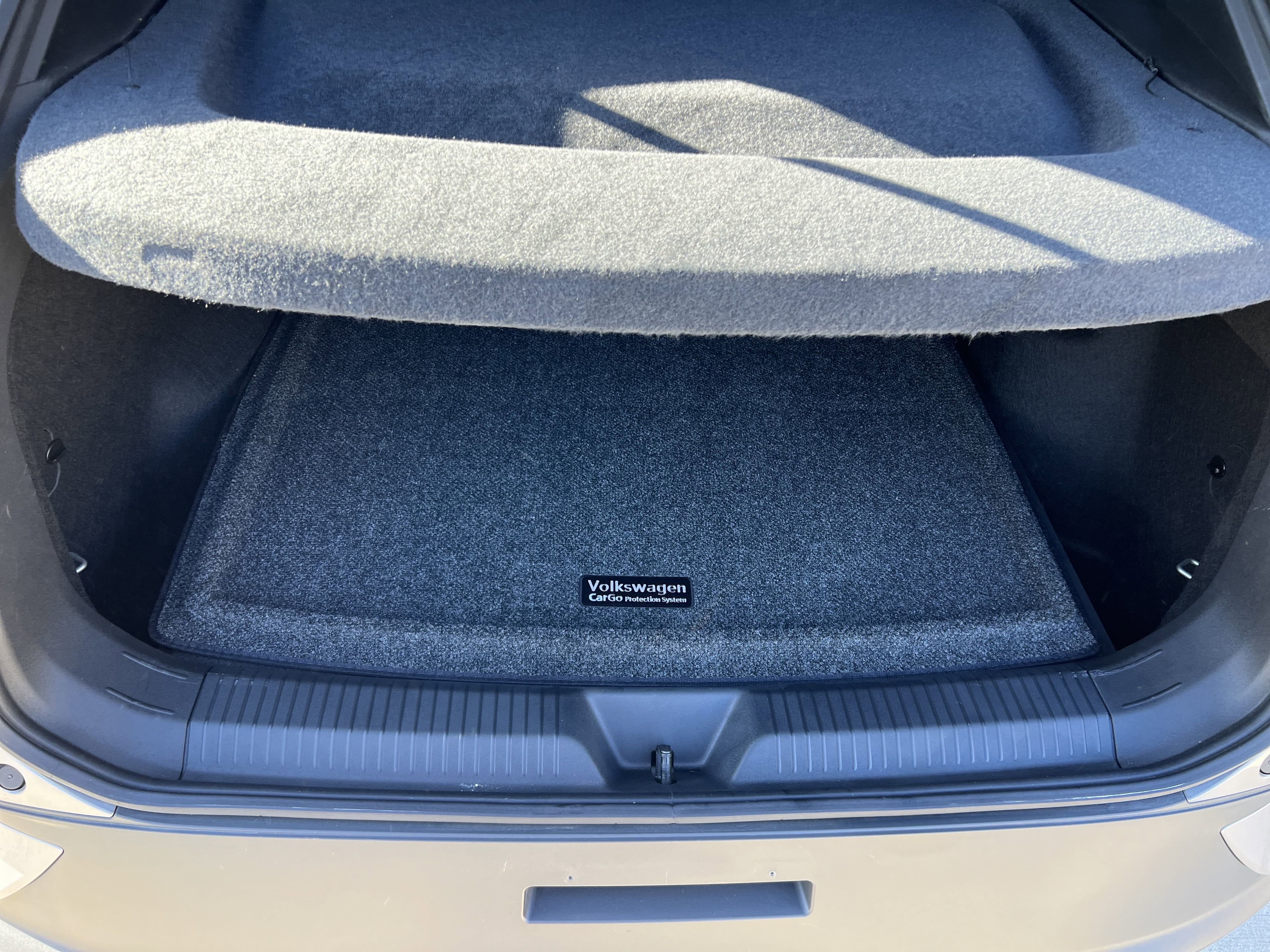 Vehicle photo 29