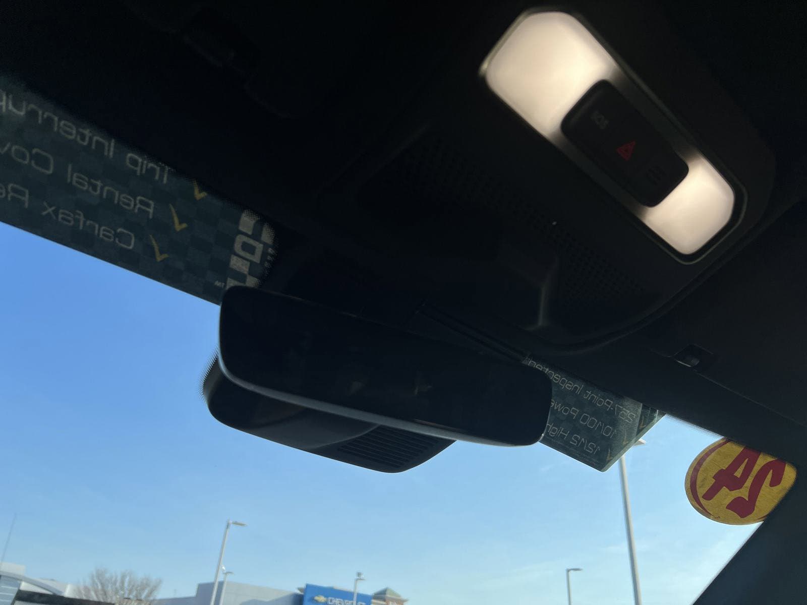 Vehicle photo 25