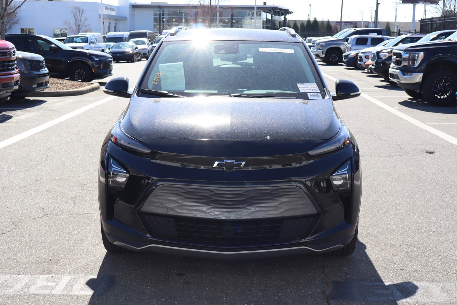 Vehicle photo 2