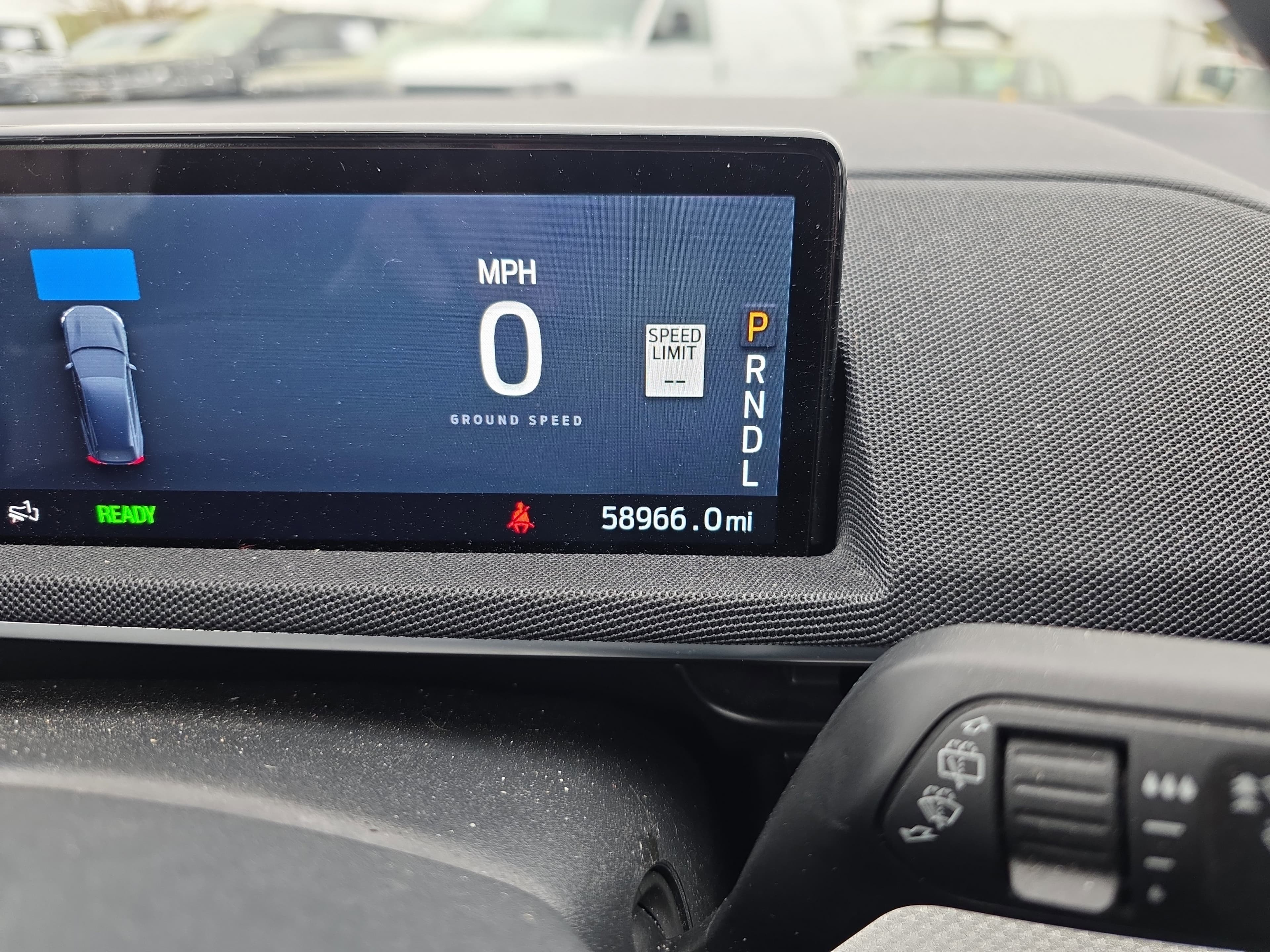Vehicle photo 12