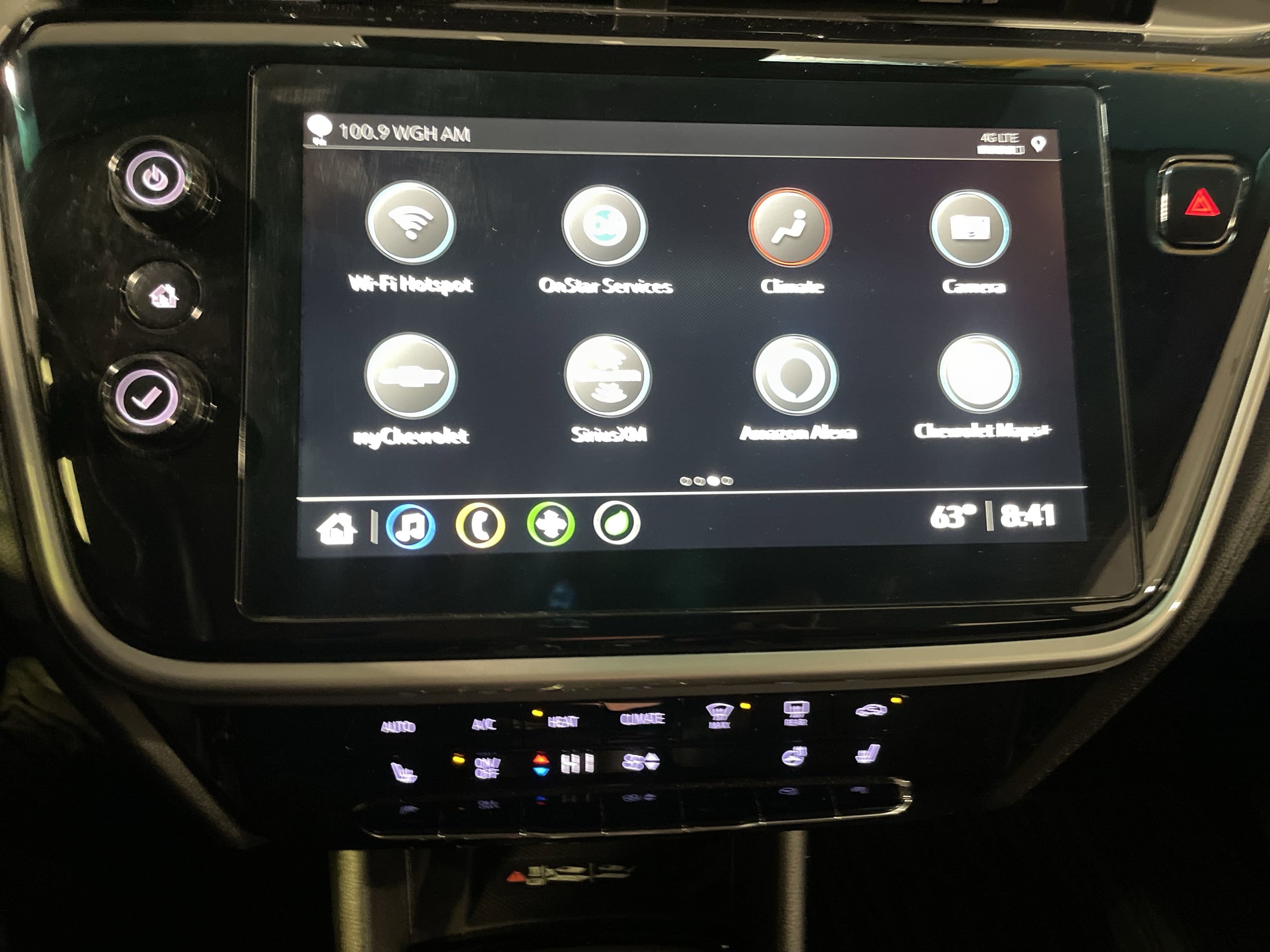 Vehicle photo 22