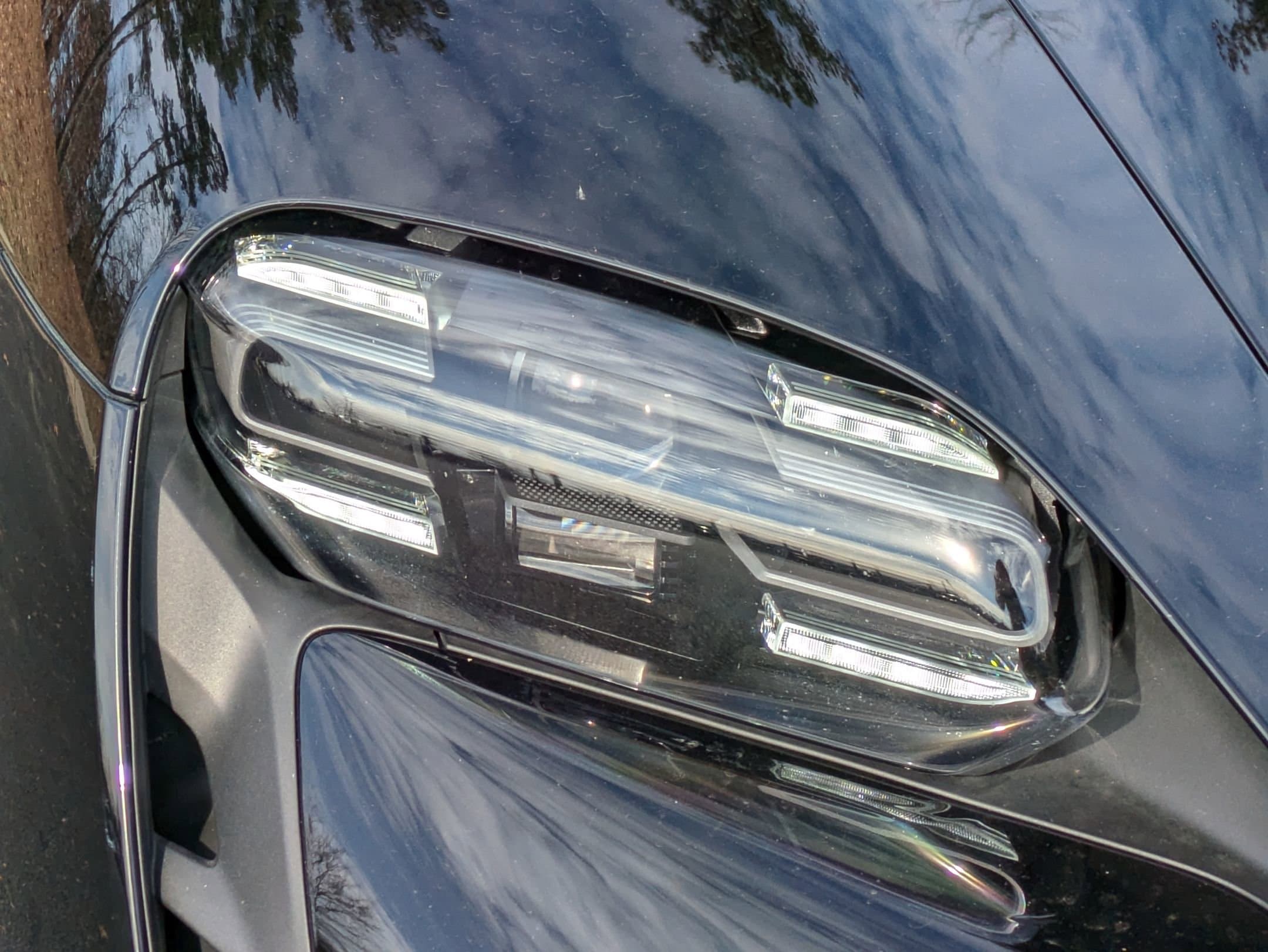 Vehicle photo 4