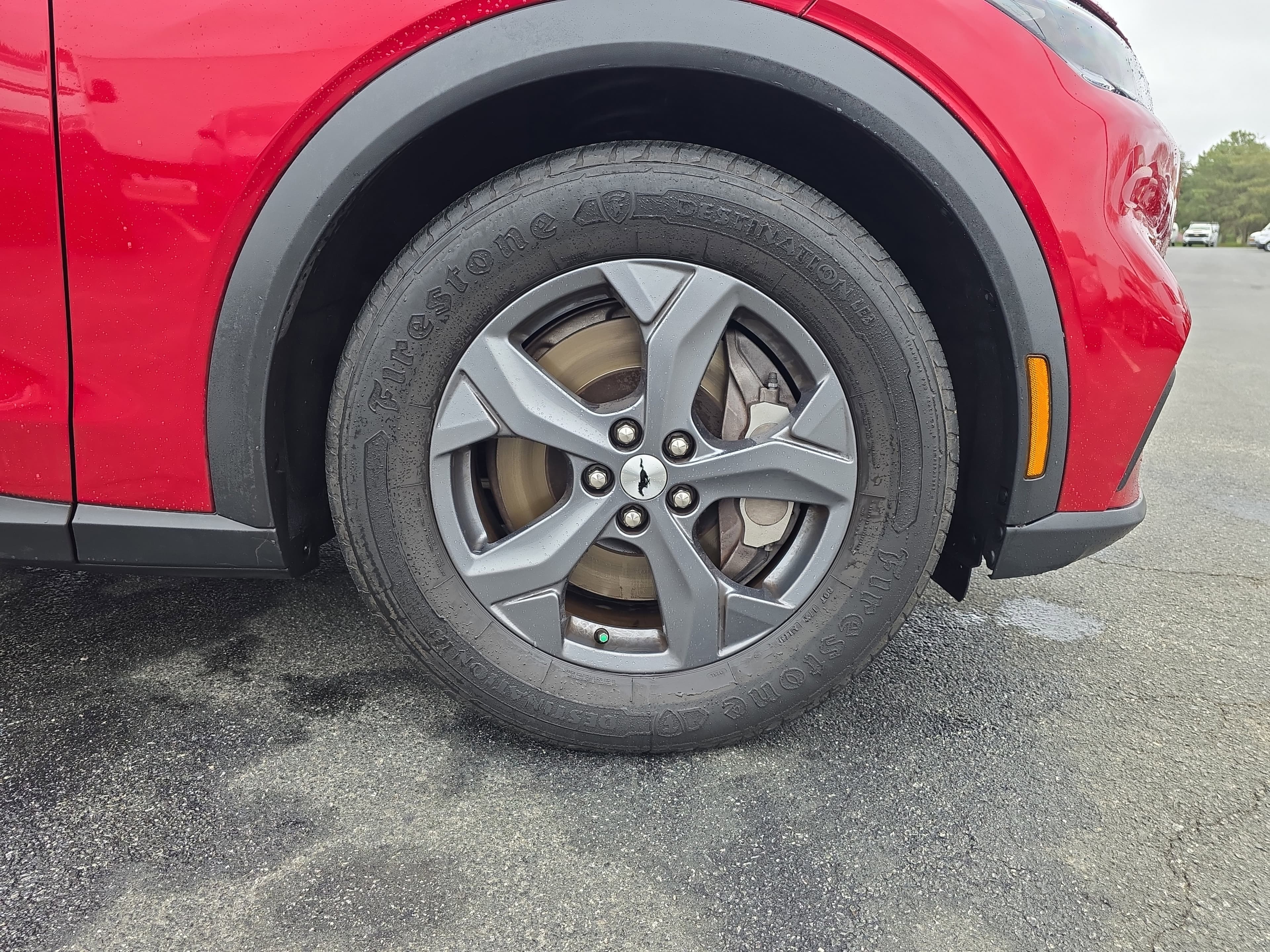 Vehicle photo 11