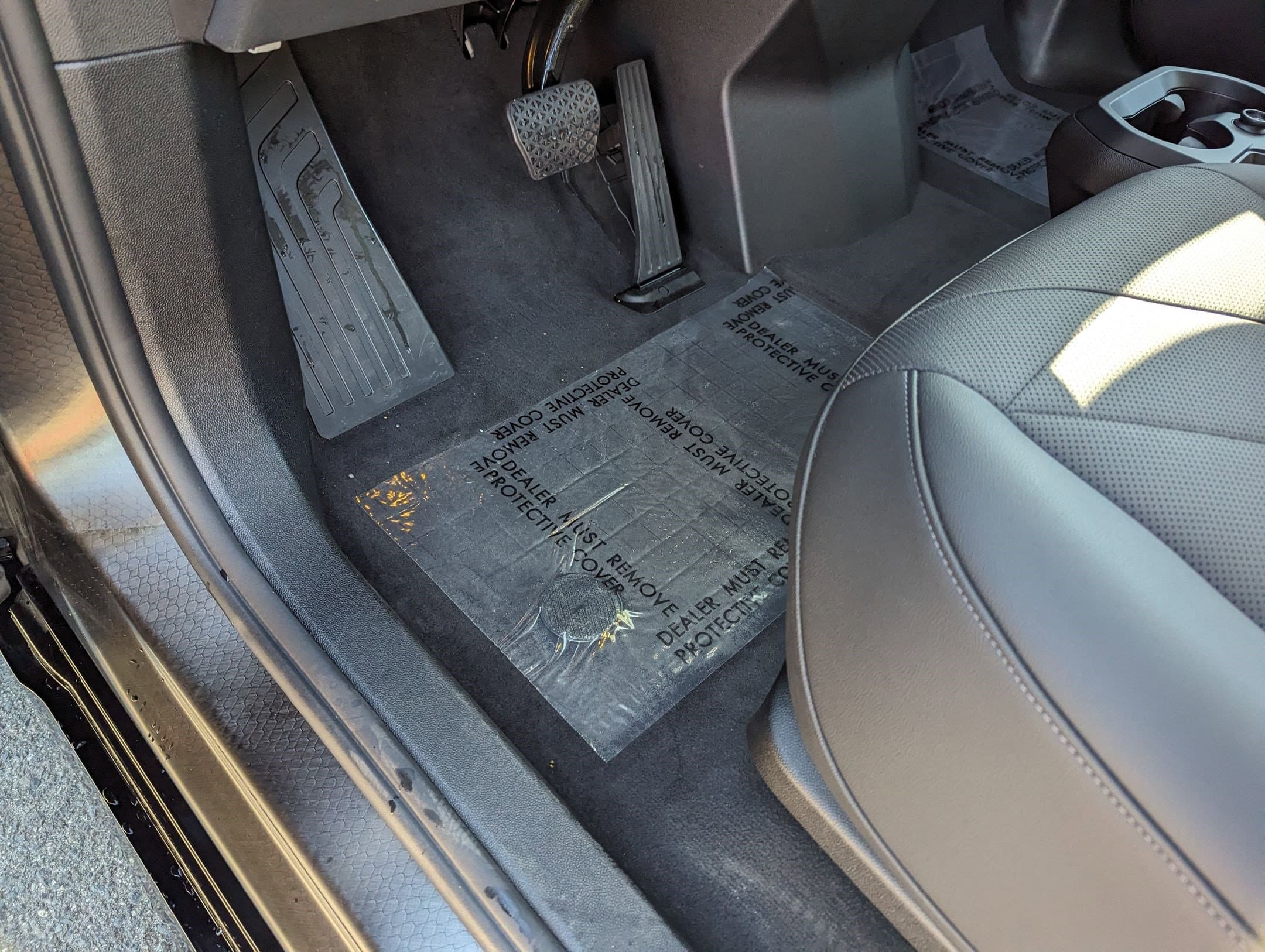 Vehicle photo 15