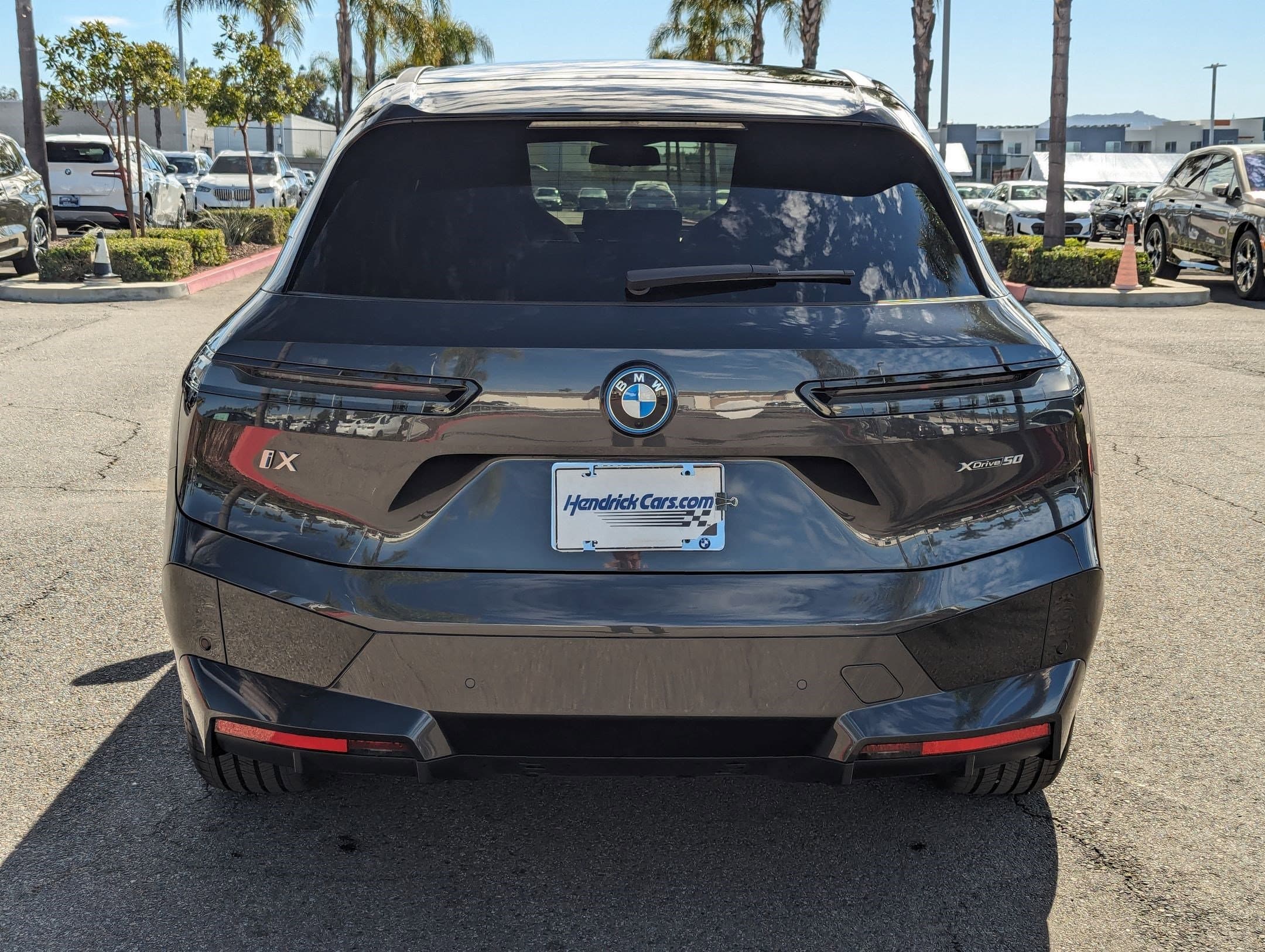 Vehicle photo 7