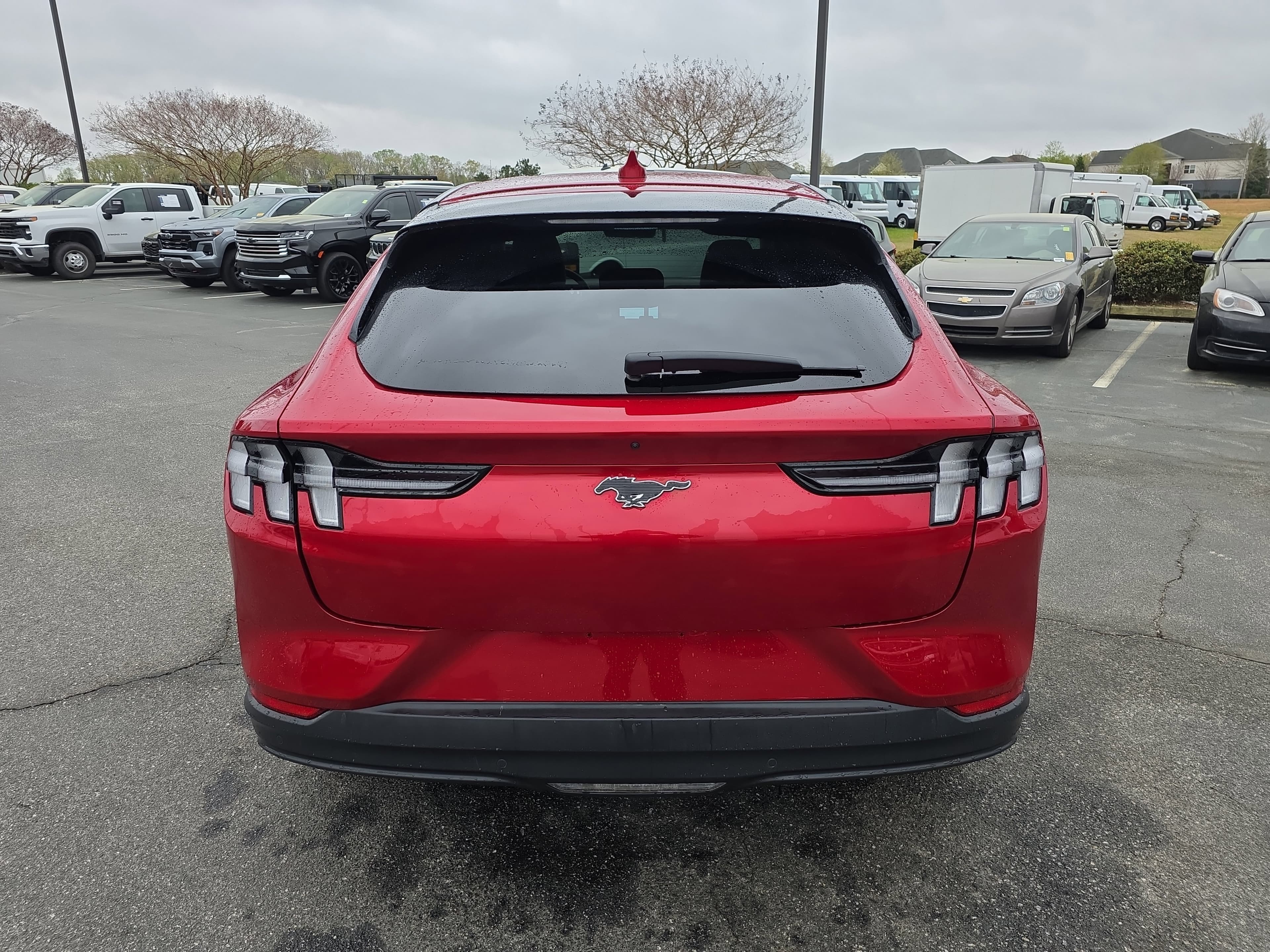Vehicle photo 7