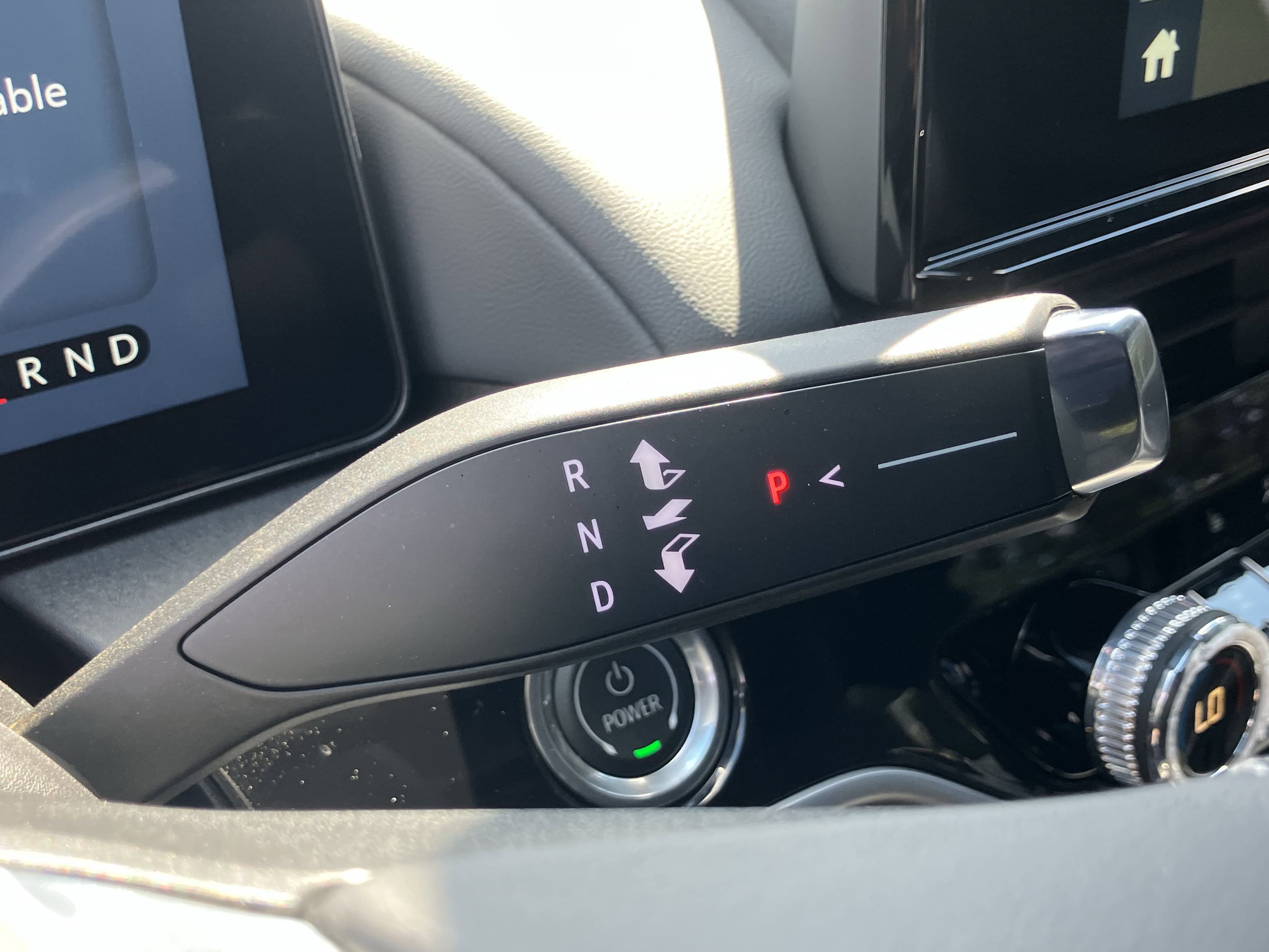 Vehicle photo 28
