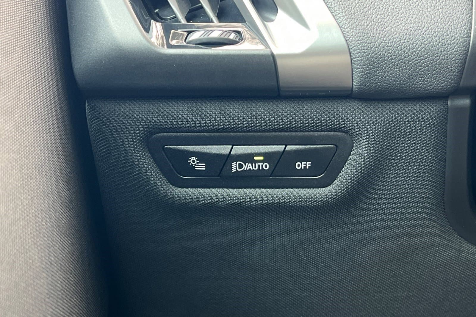 Vehicle photo 36