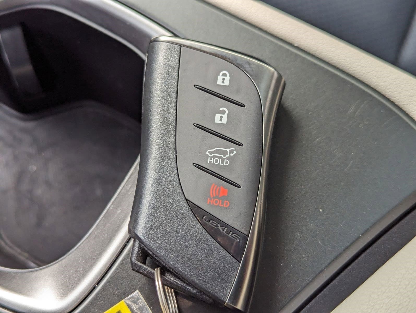 Vehicle photo 31