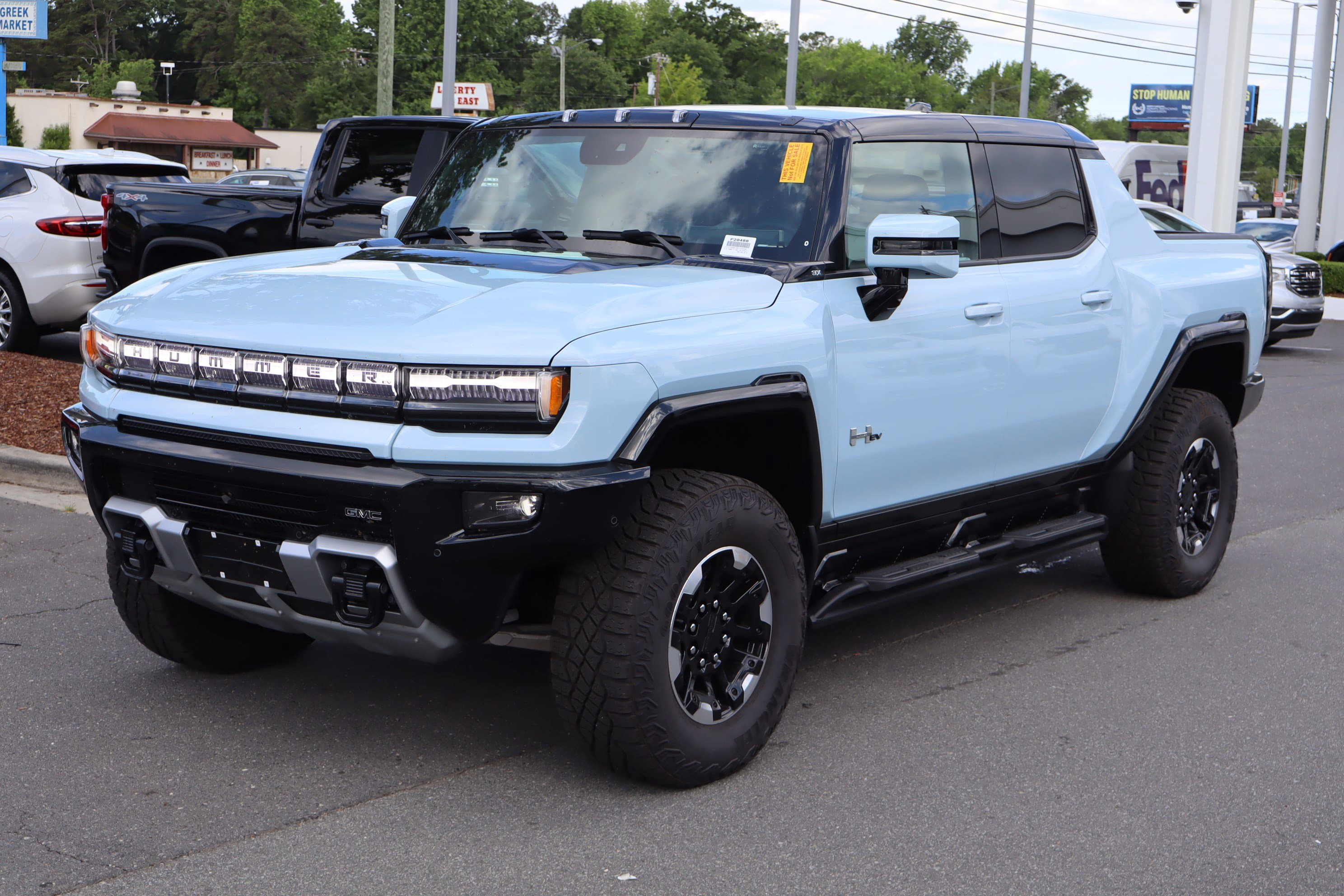 Vehicle photo 3