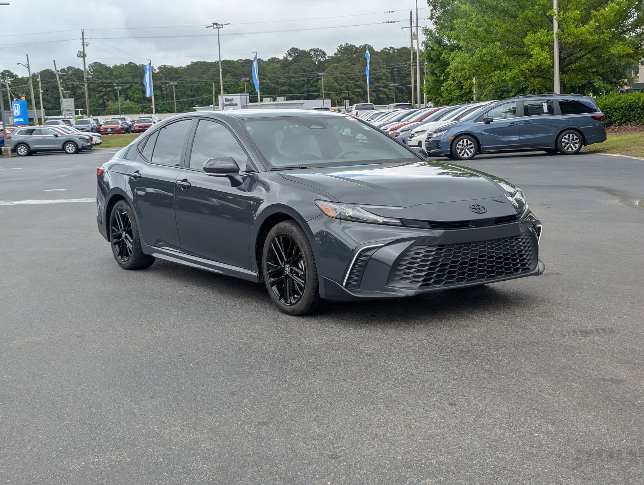Vehicle photo 1