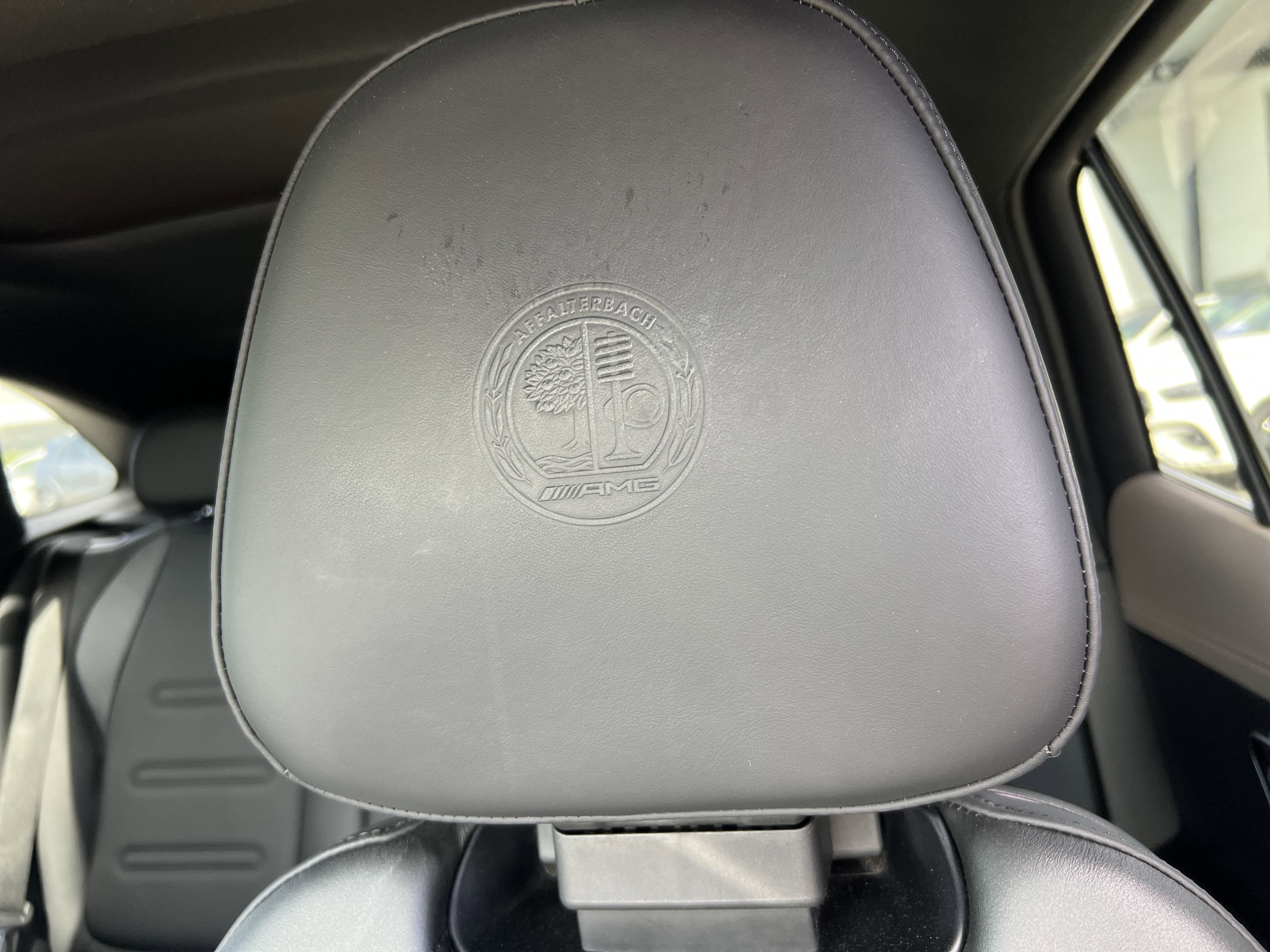 Vehicle photo 34