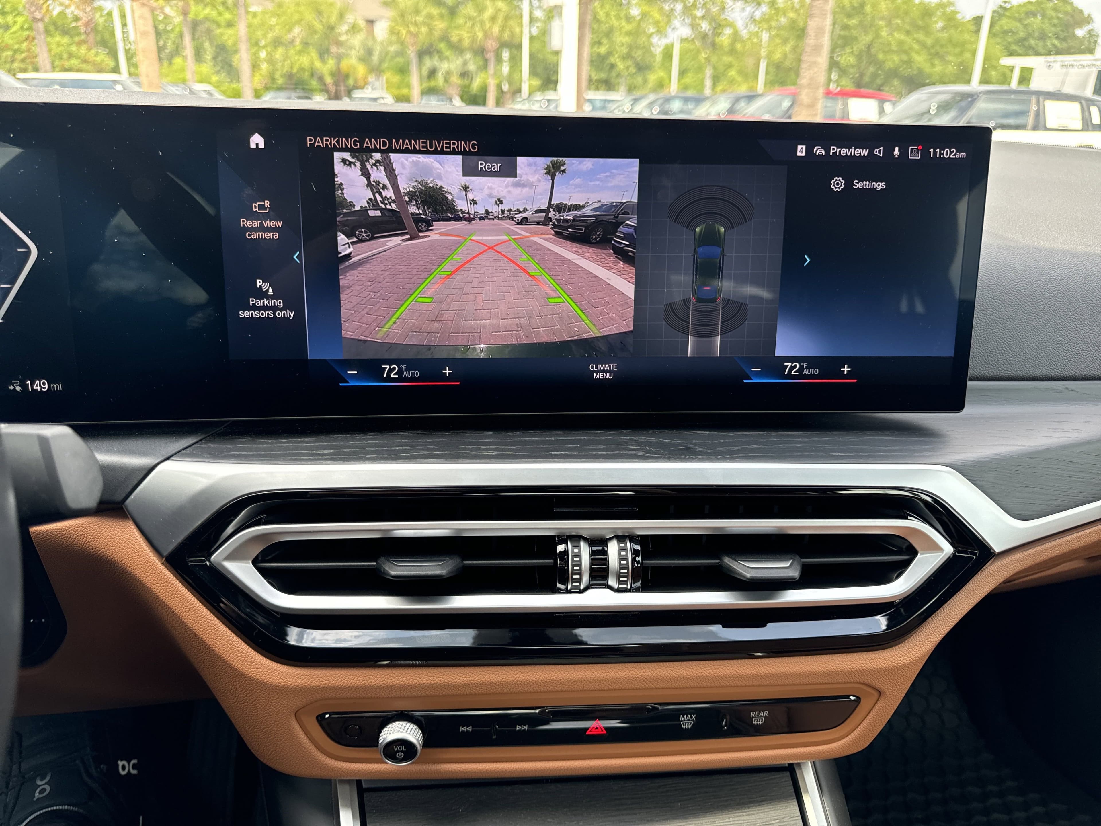 Vehicle photo 28
